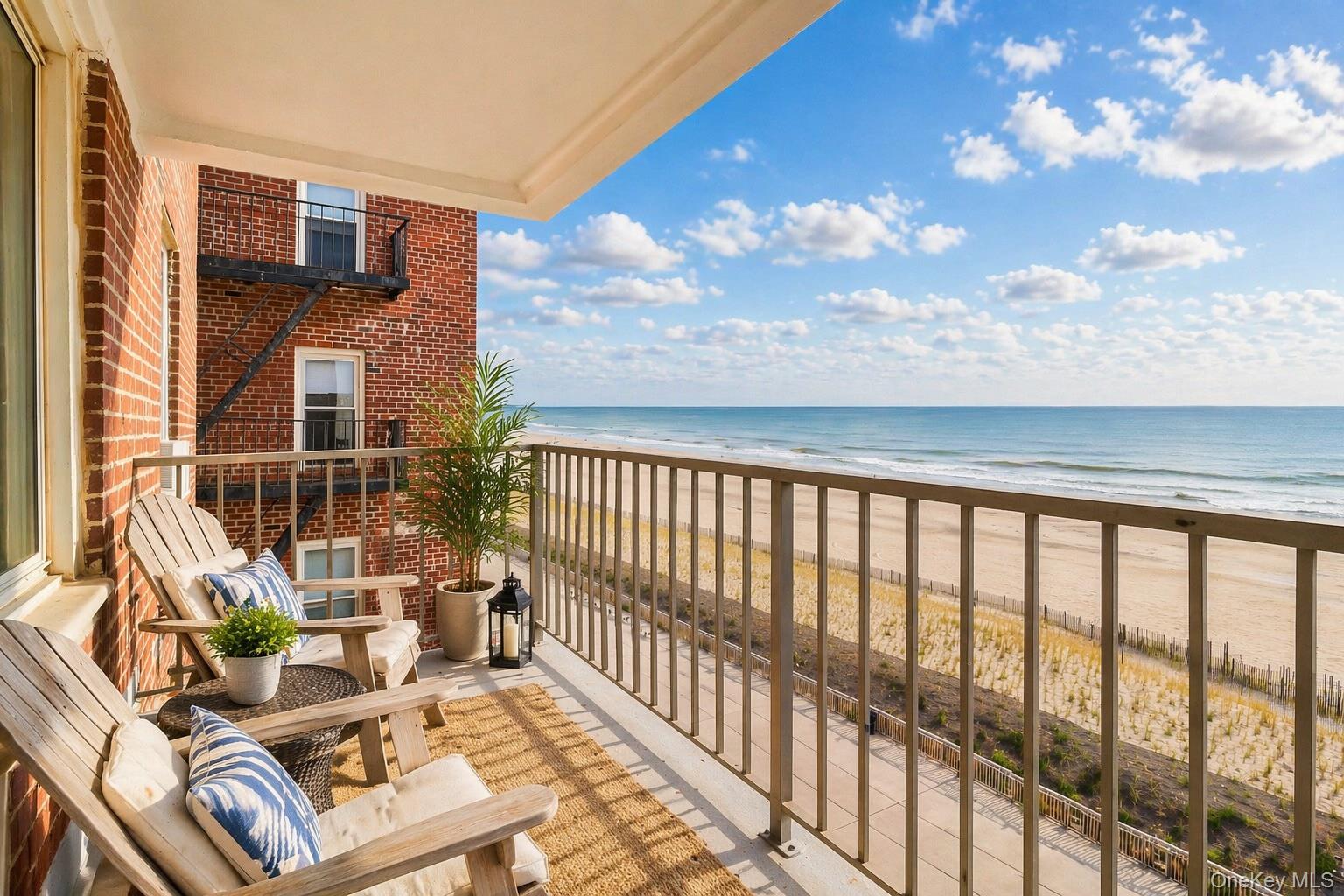 125 Beach 124 6f Property Photo 1