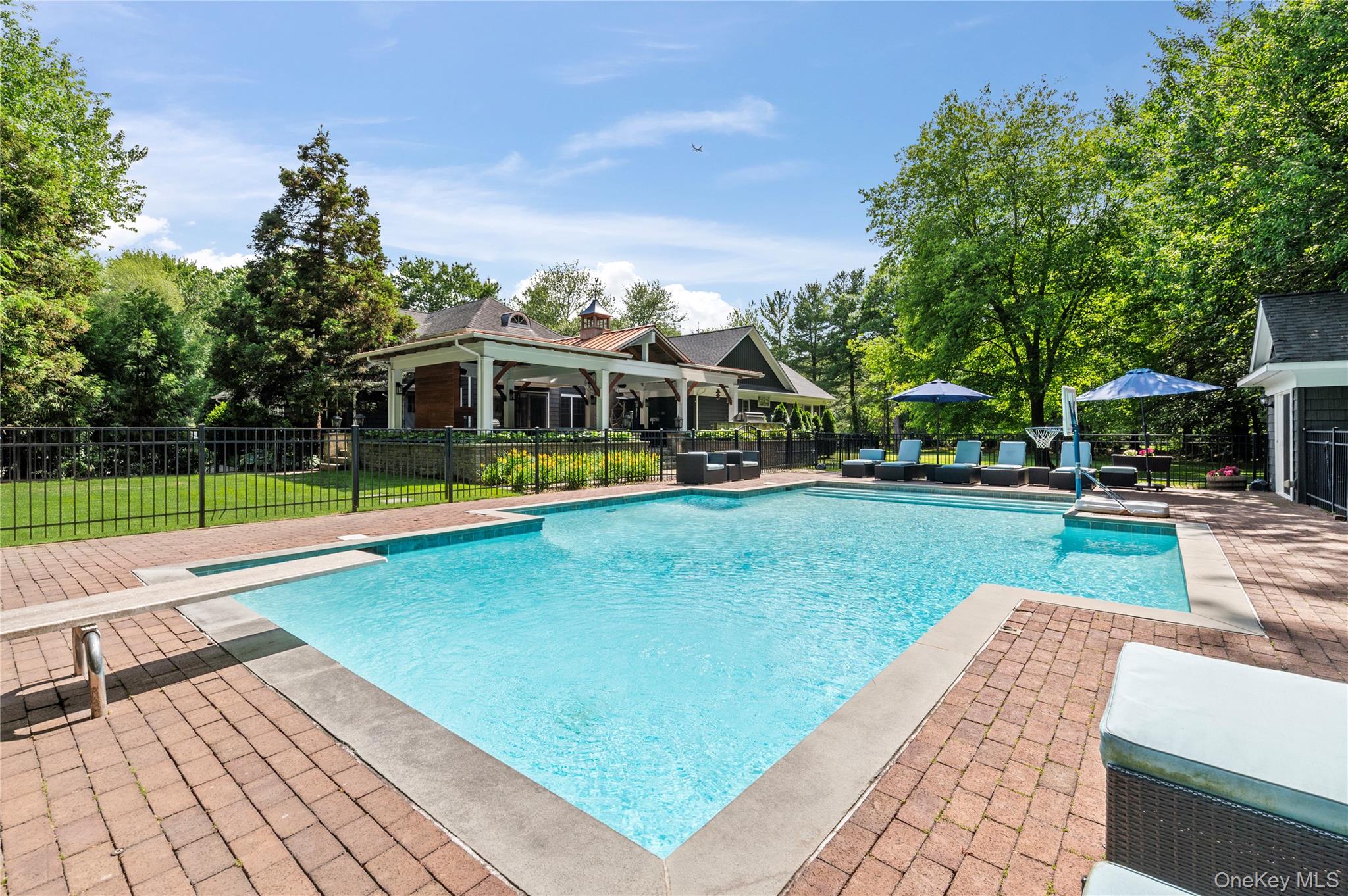 40 Coves Run Property Photo 41