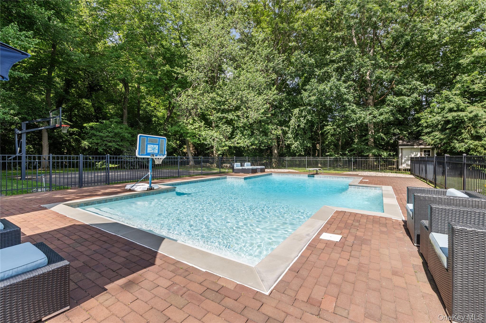 40 Coves Run Property Photo 47