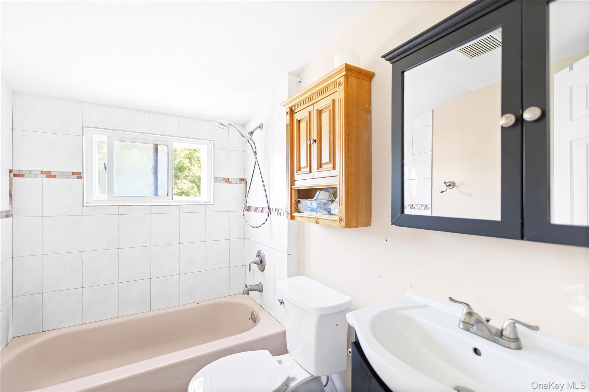 155 27th Street Property Photo 13
