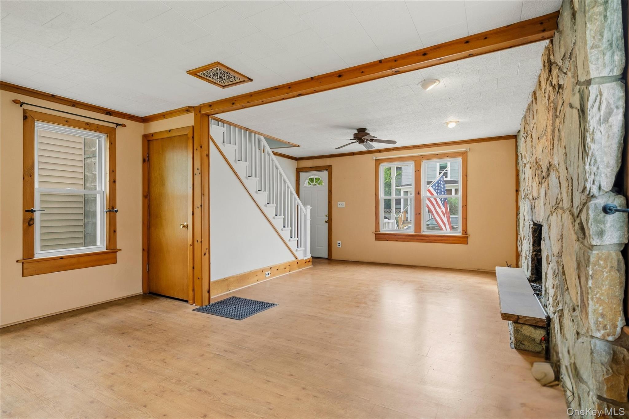 15 Delaware Street Property Photo 5