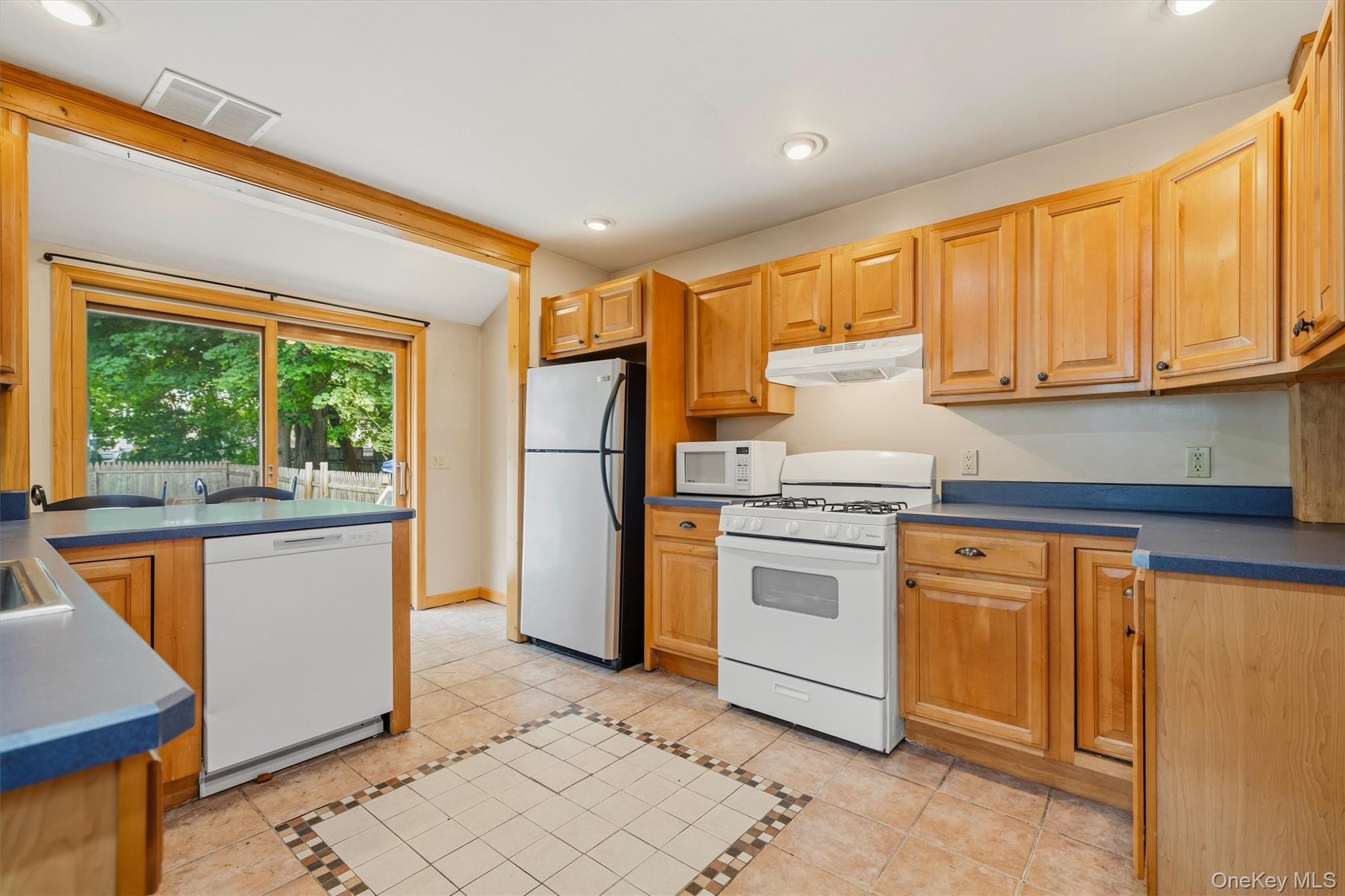 15 Delaware Street Property Photo 14