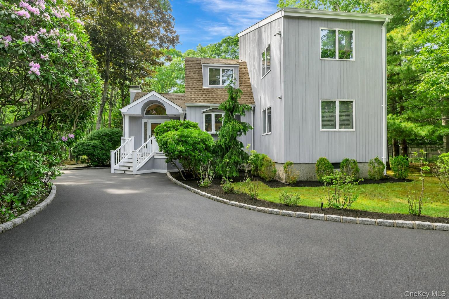 2 Strathmore Court Property Photo 1