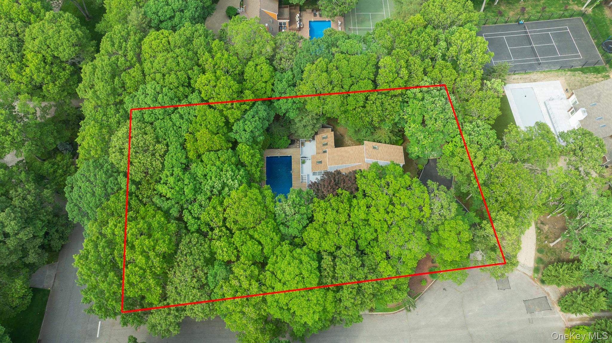 2 Strathmore Court Property Photo 4
