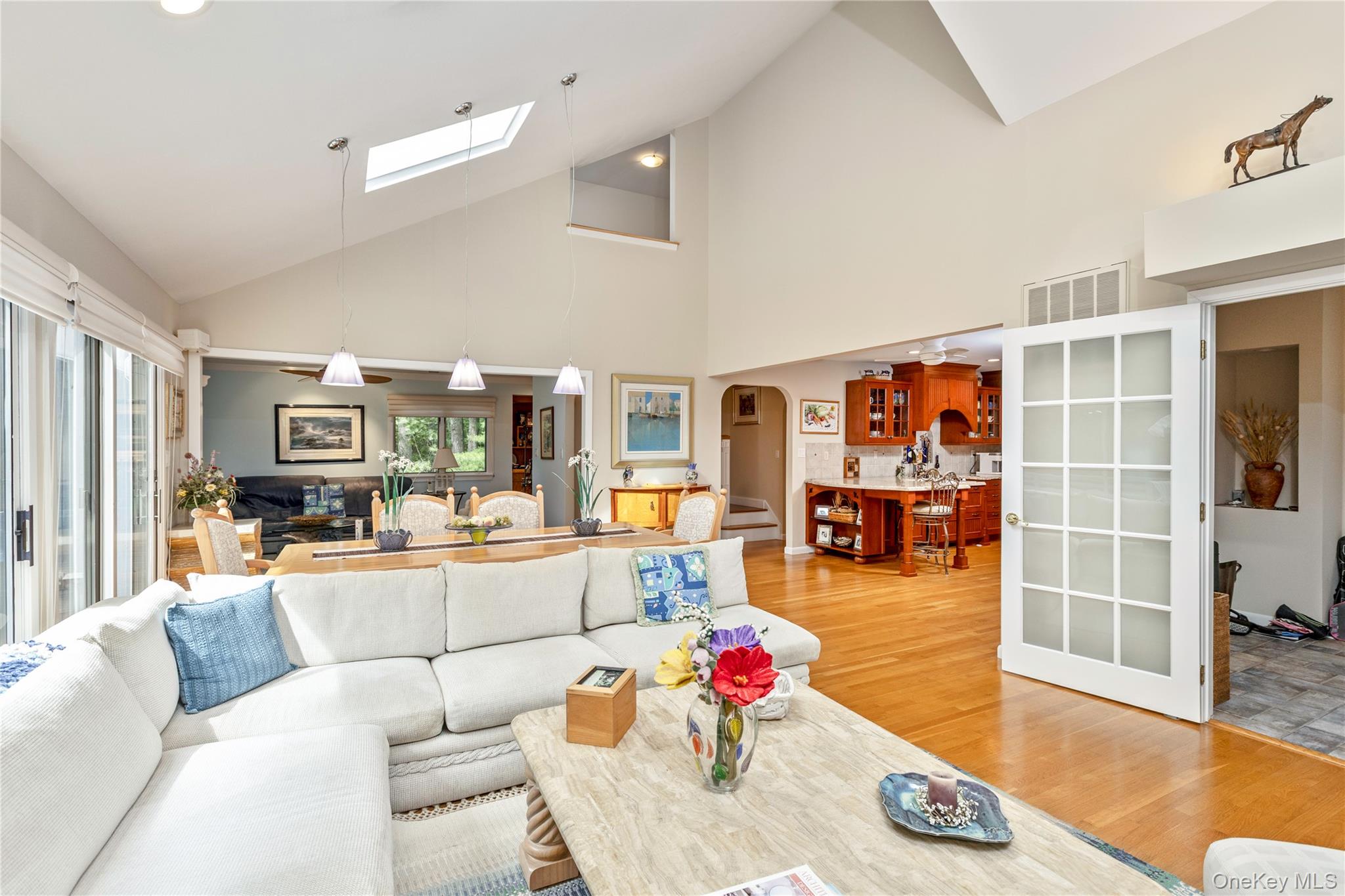 2 Strathmore Court Property Photo 6