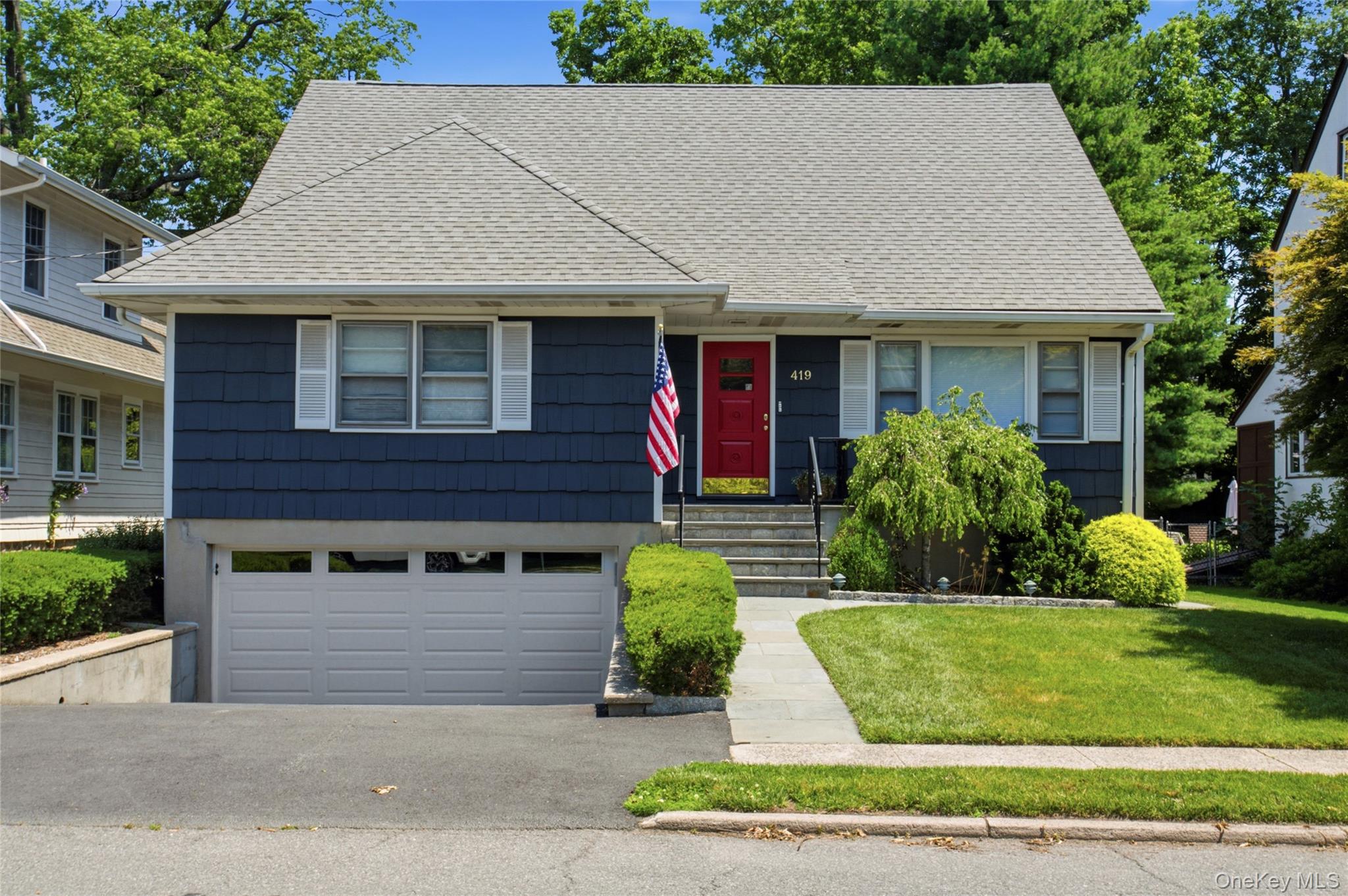 419 Beach Avenue Property Photo 1