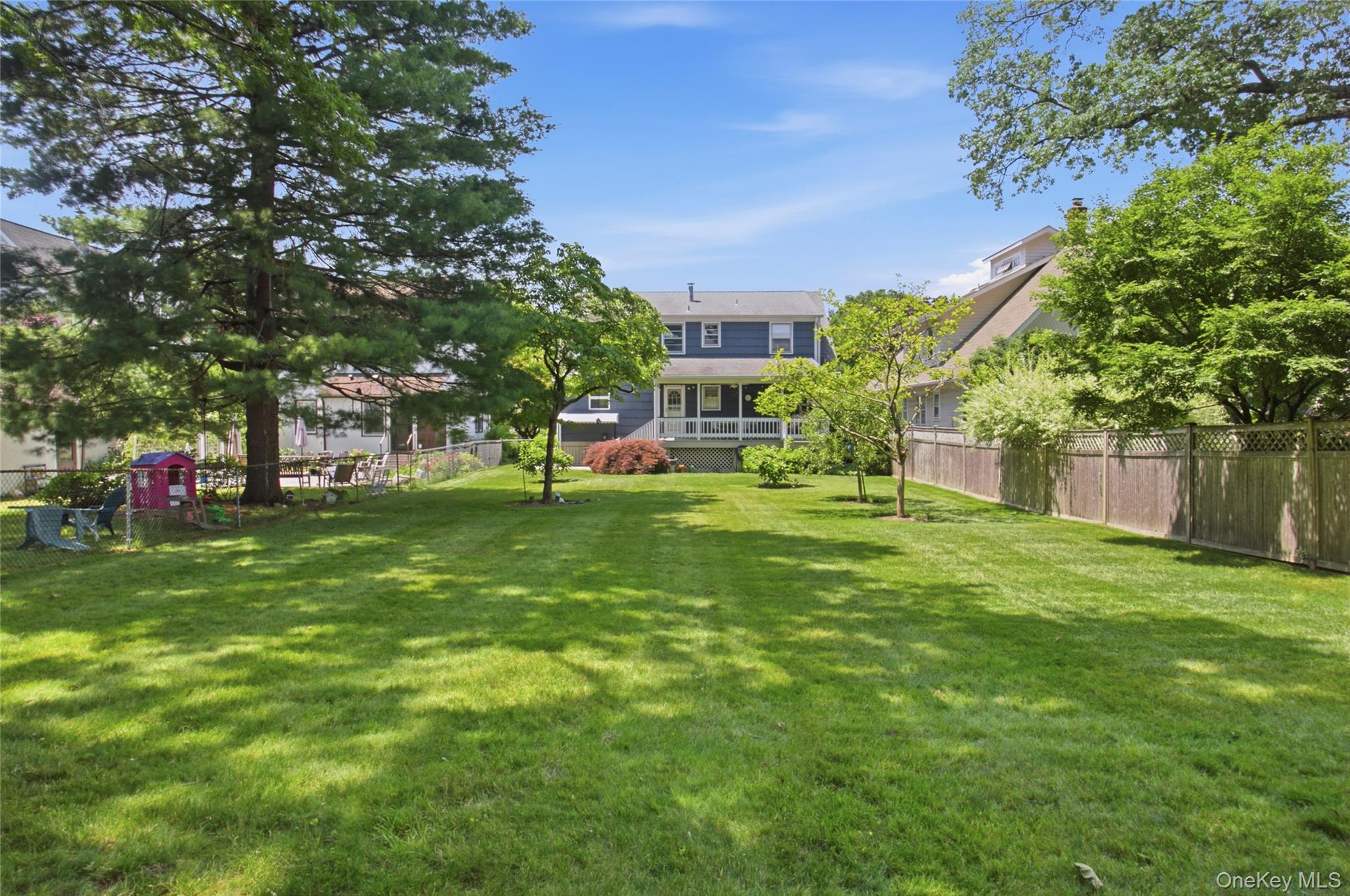 419 Beach Avenue Property Photo 6