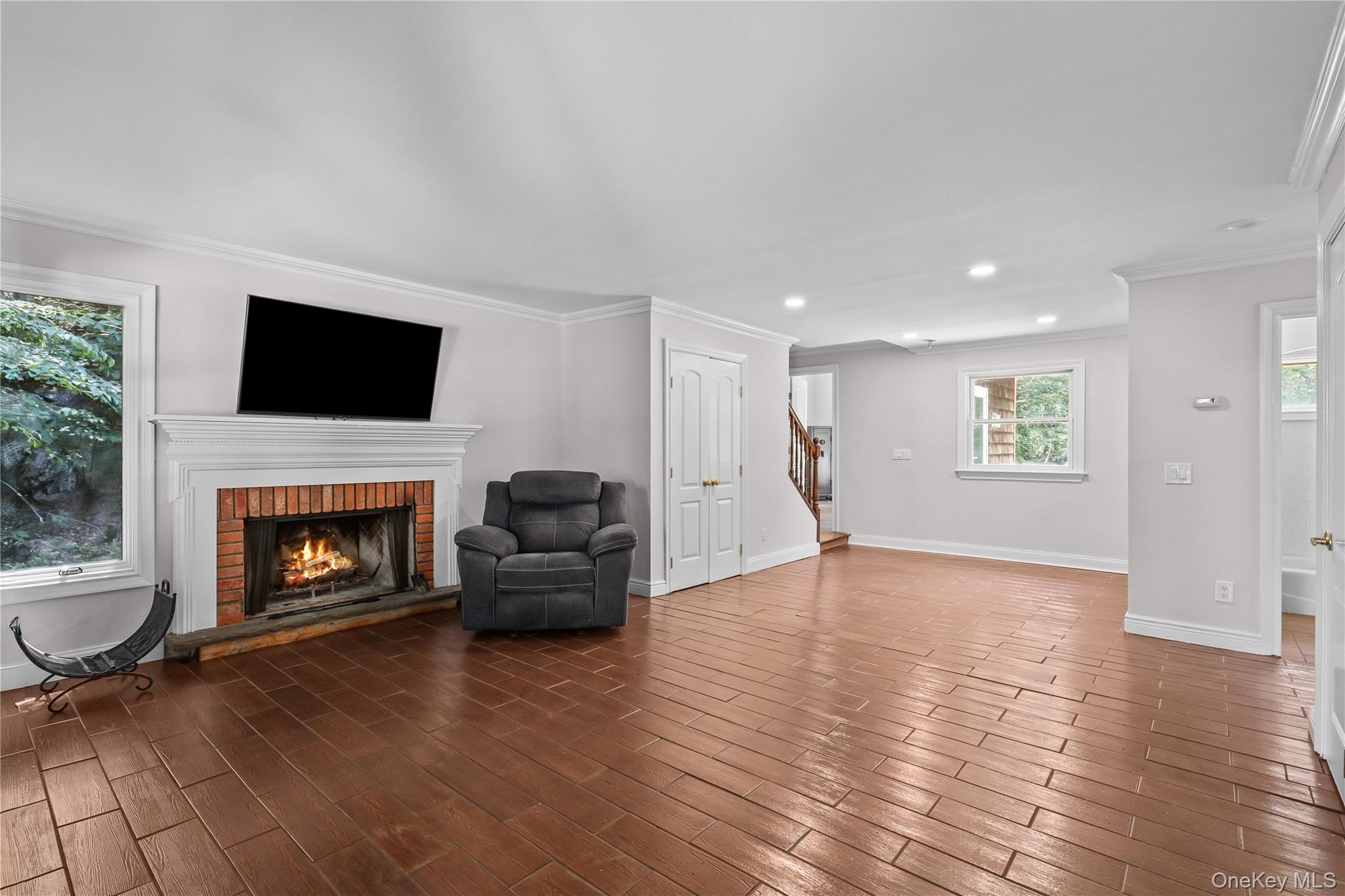 176 Tibet Drive Property Photo 7
