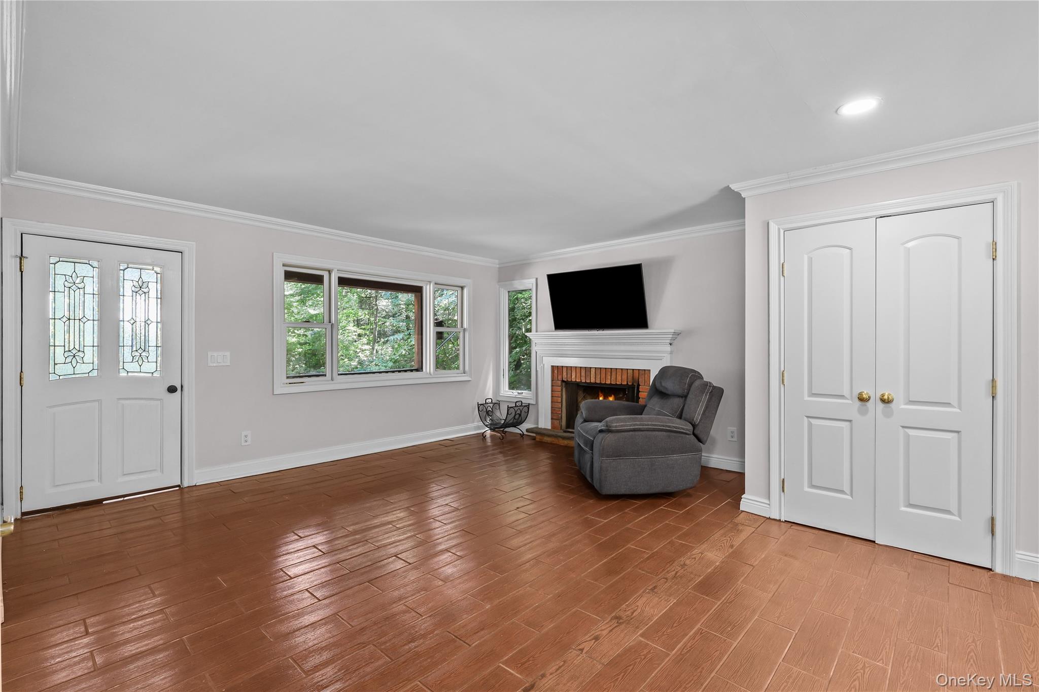 176 Tibet Drive Property Photo 11