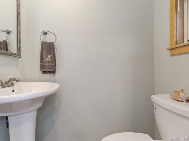167 Lakeview Avenue Property Photo 11