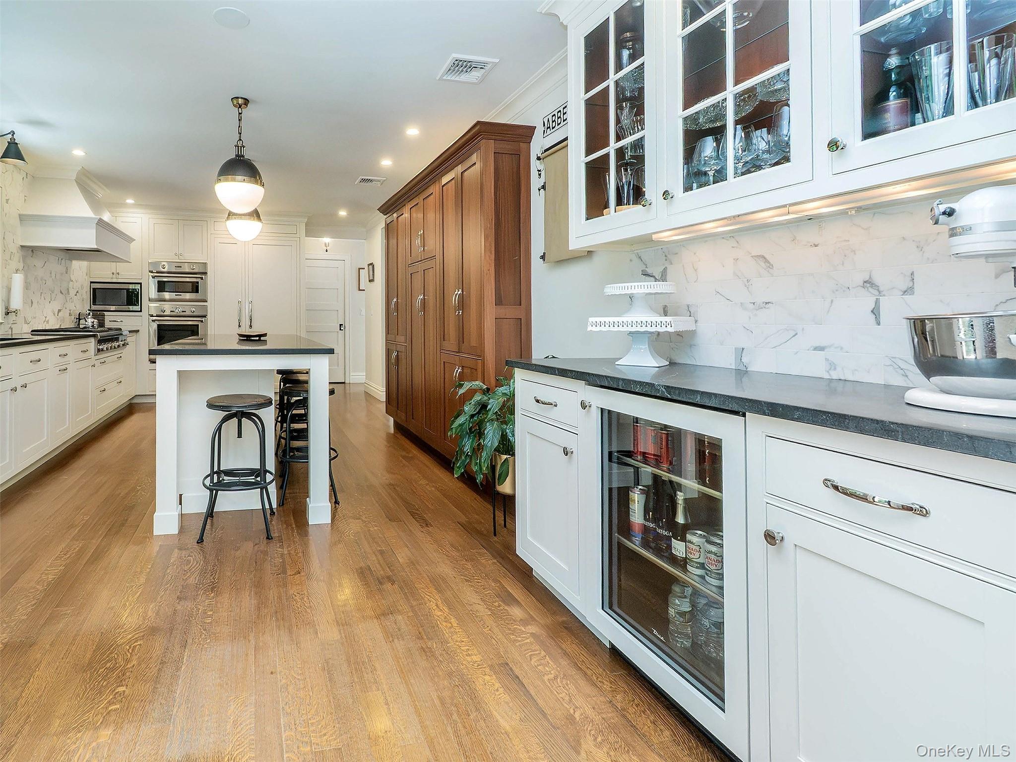 73 Lafayette Avenue Property Photo 6