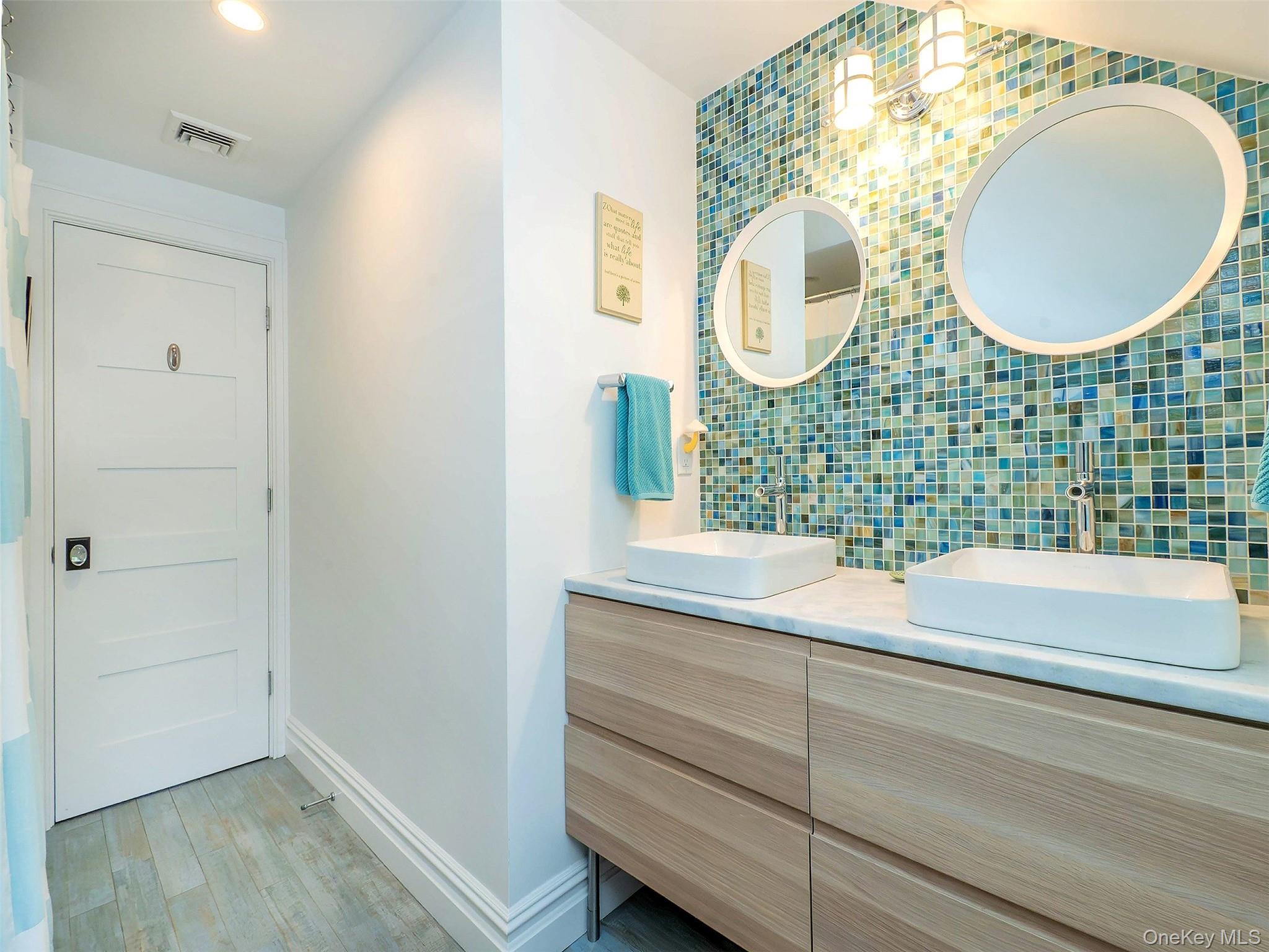 73 Lafayette Avenue Property Photo 24
