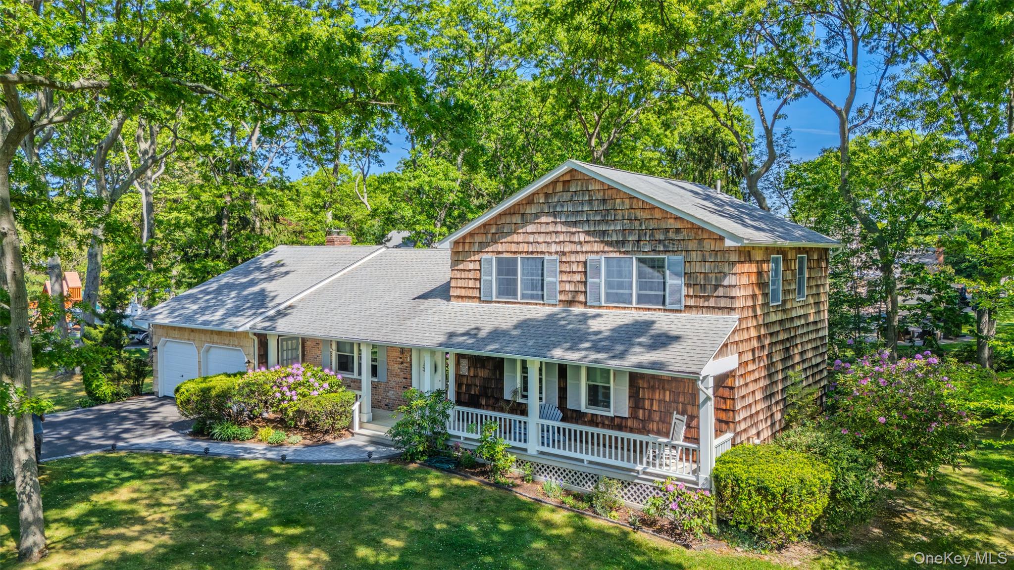 7 Cedarwood Court Property Photo 2