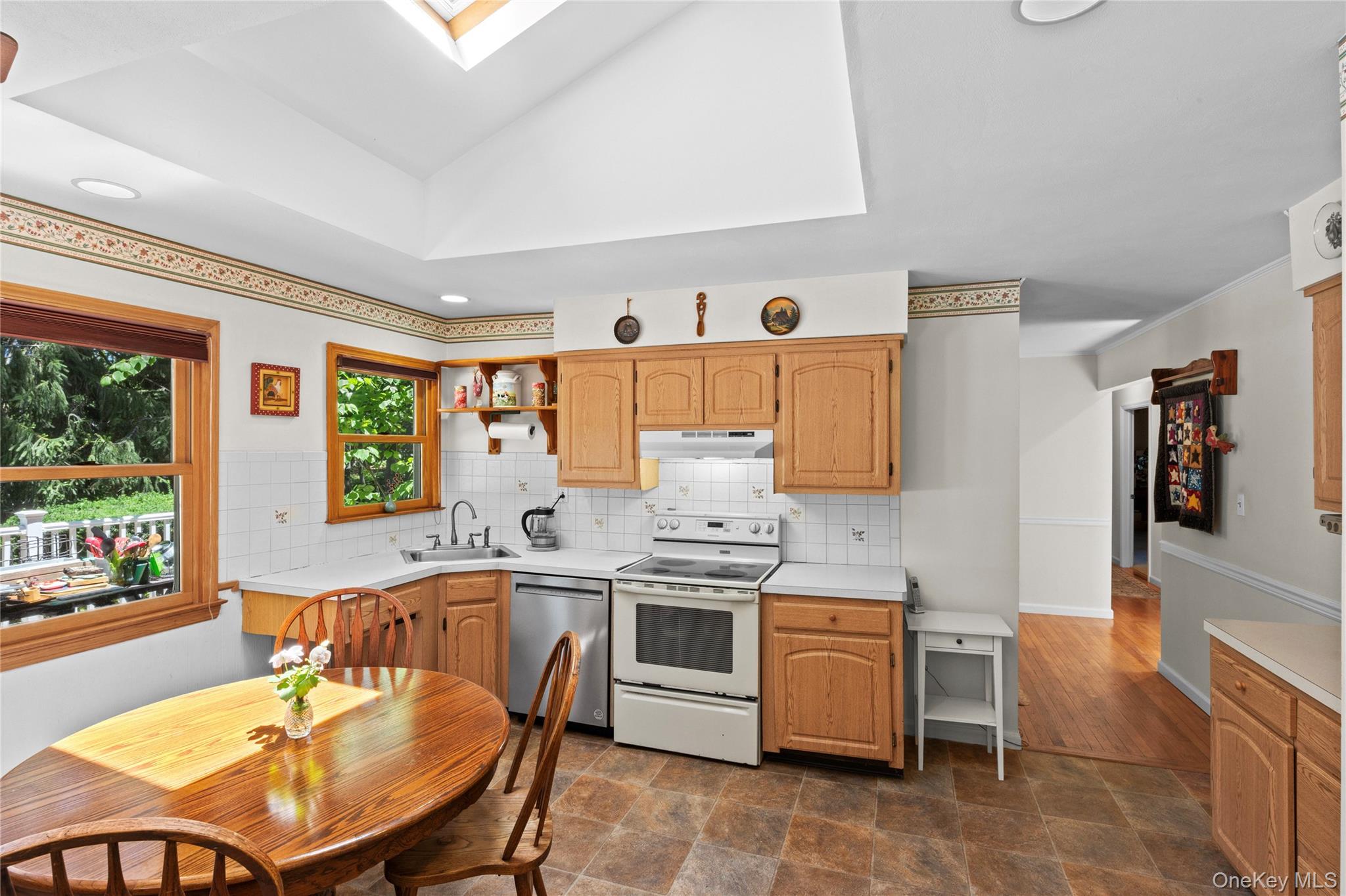 7 Cedarwood Court Property Photo 11