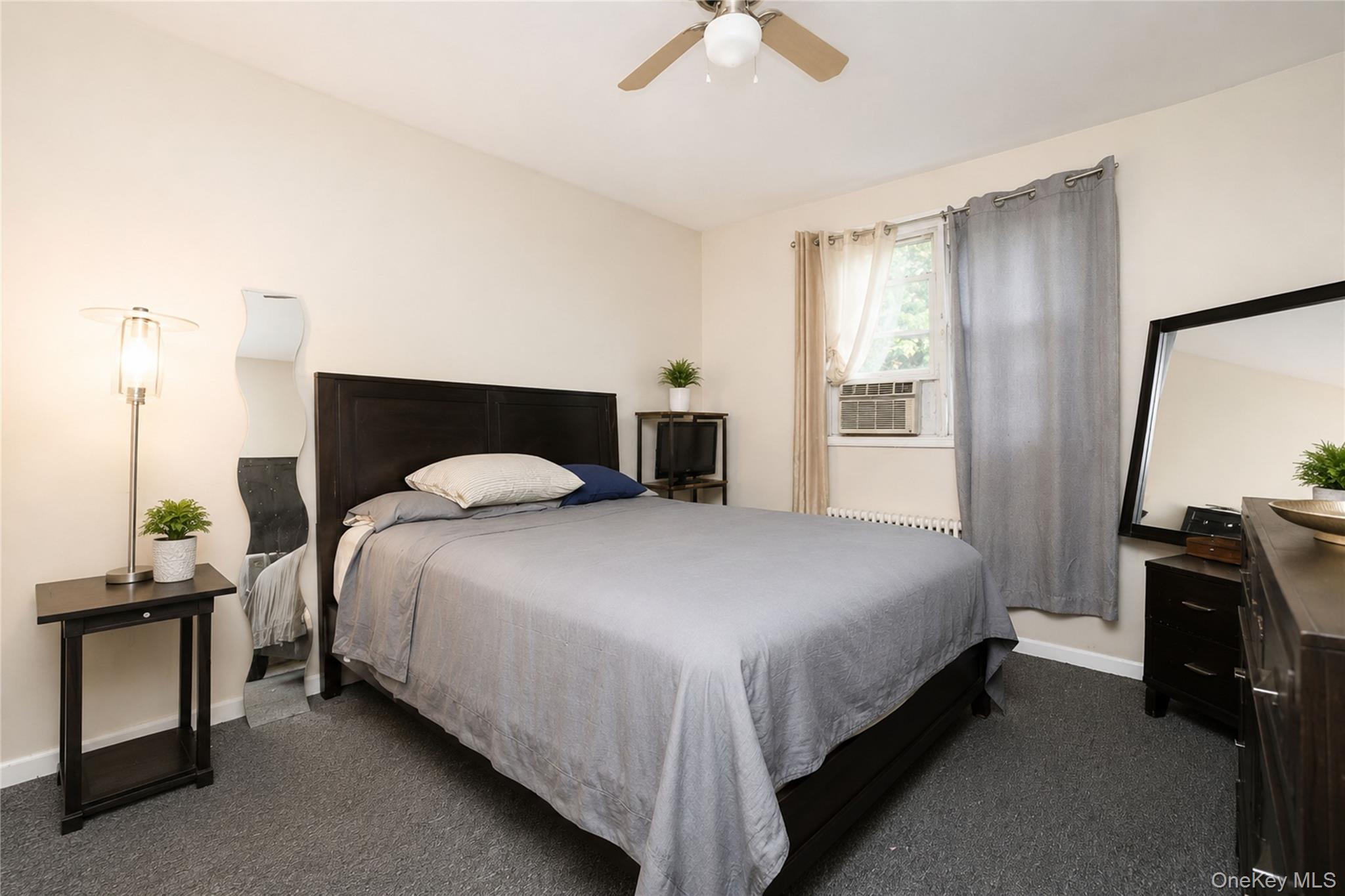 76 Dongan Avenue Property Photo 20