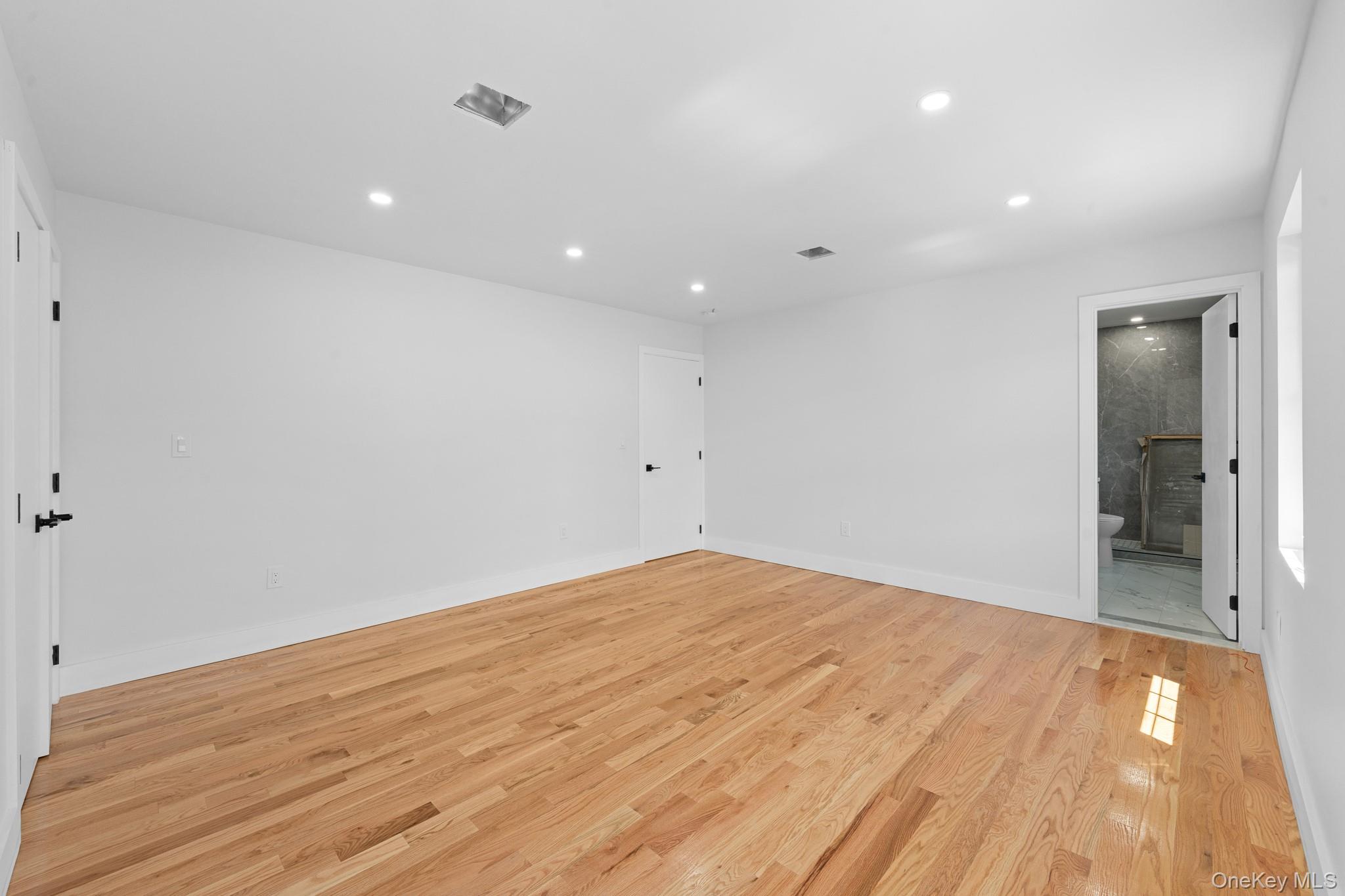 11126 177th Street Property Photo 9