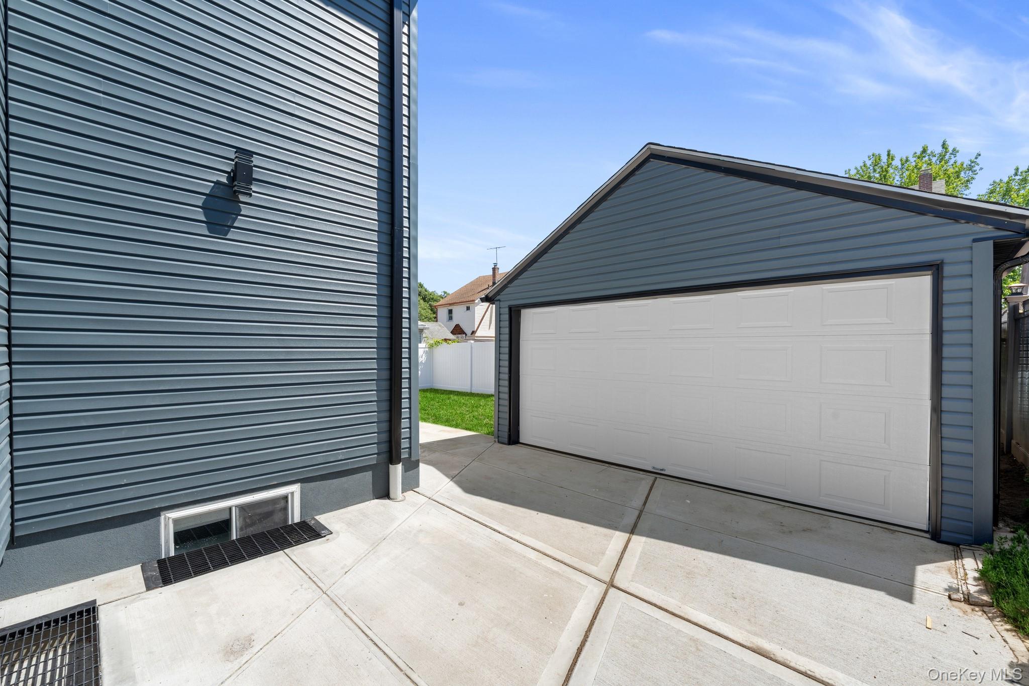 11126 177th Street Property Photo 14