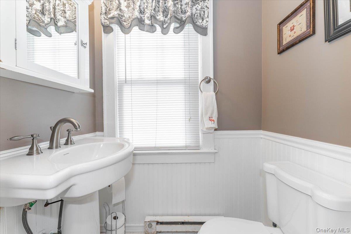 77 Hiawatha Drive Property Photo 6