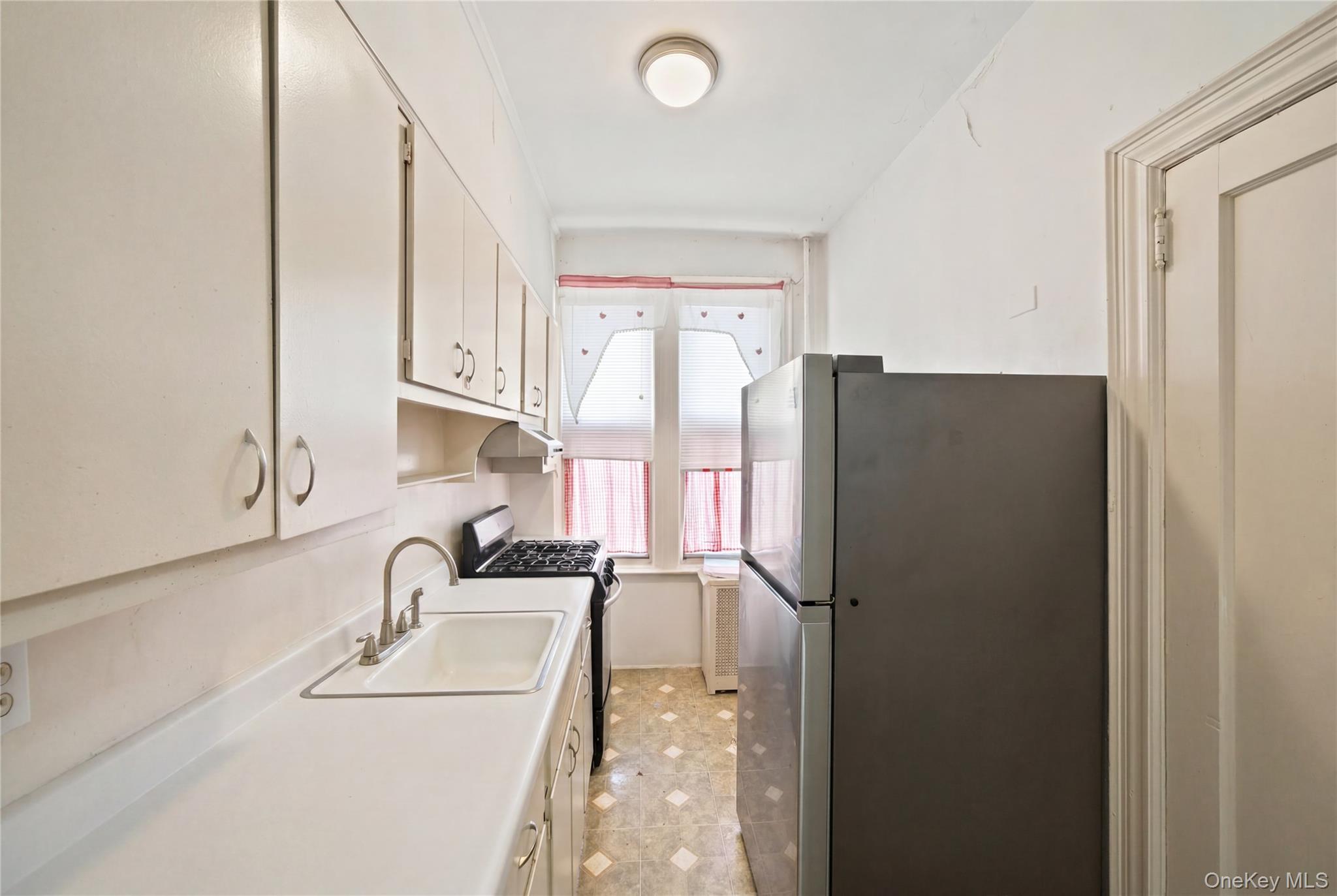 3110 81st Street Property Photo 7