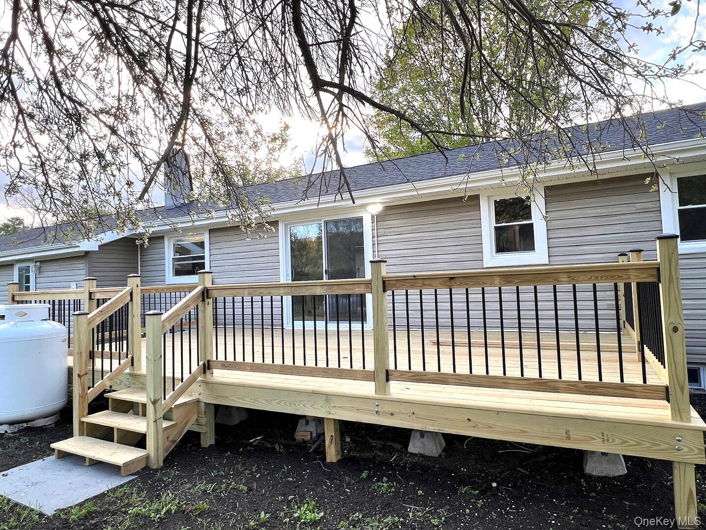 96 56 Property Photo 18