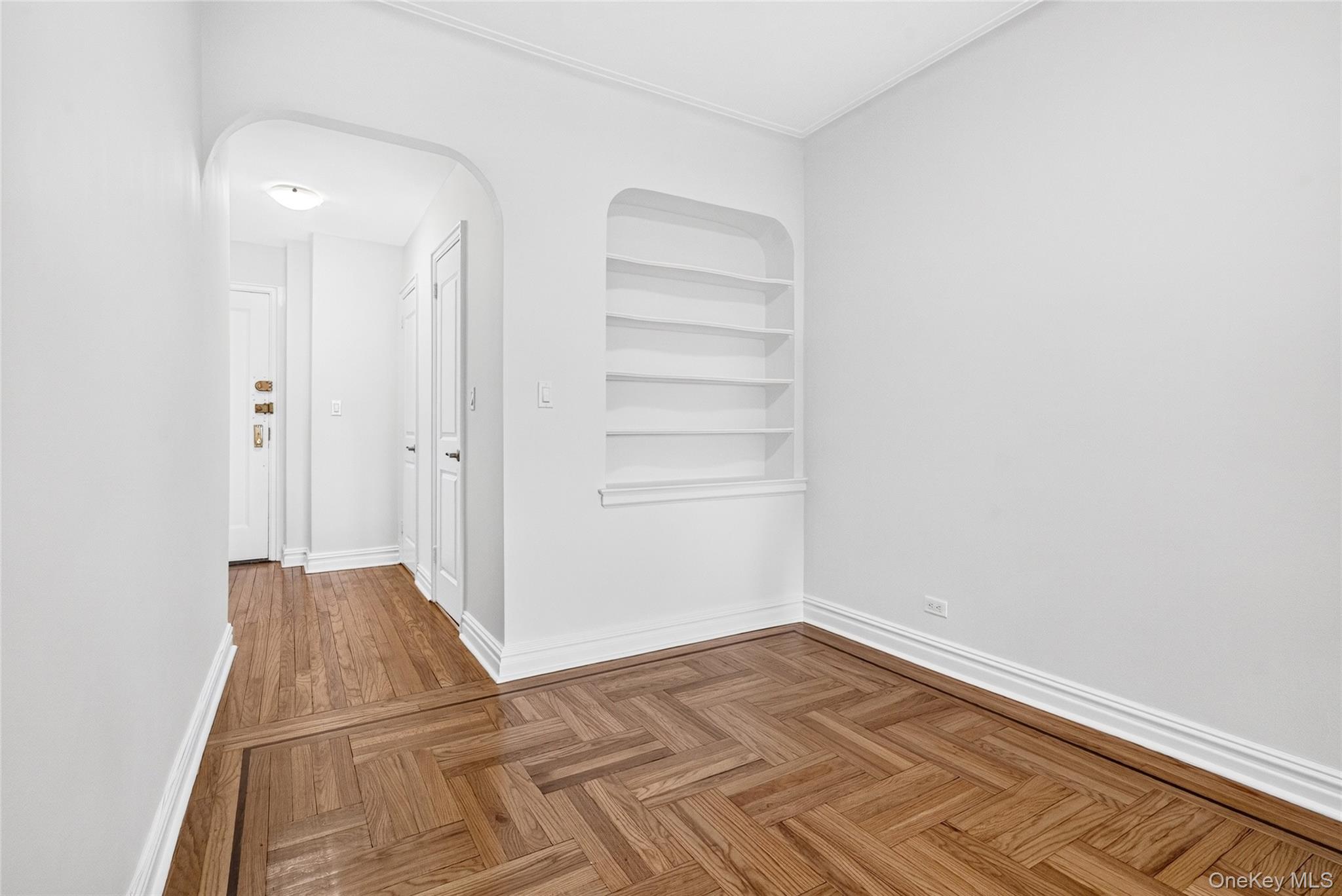 601 Pelham Parkway 618 Property Photo 22