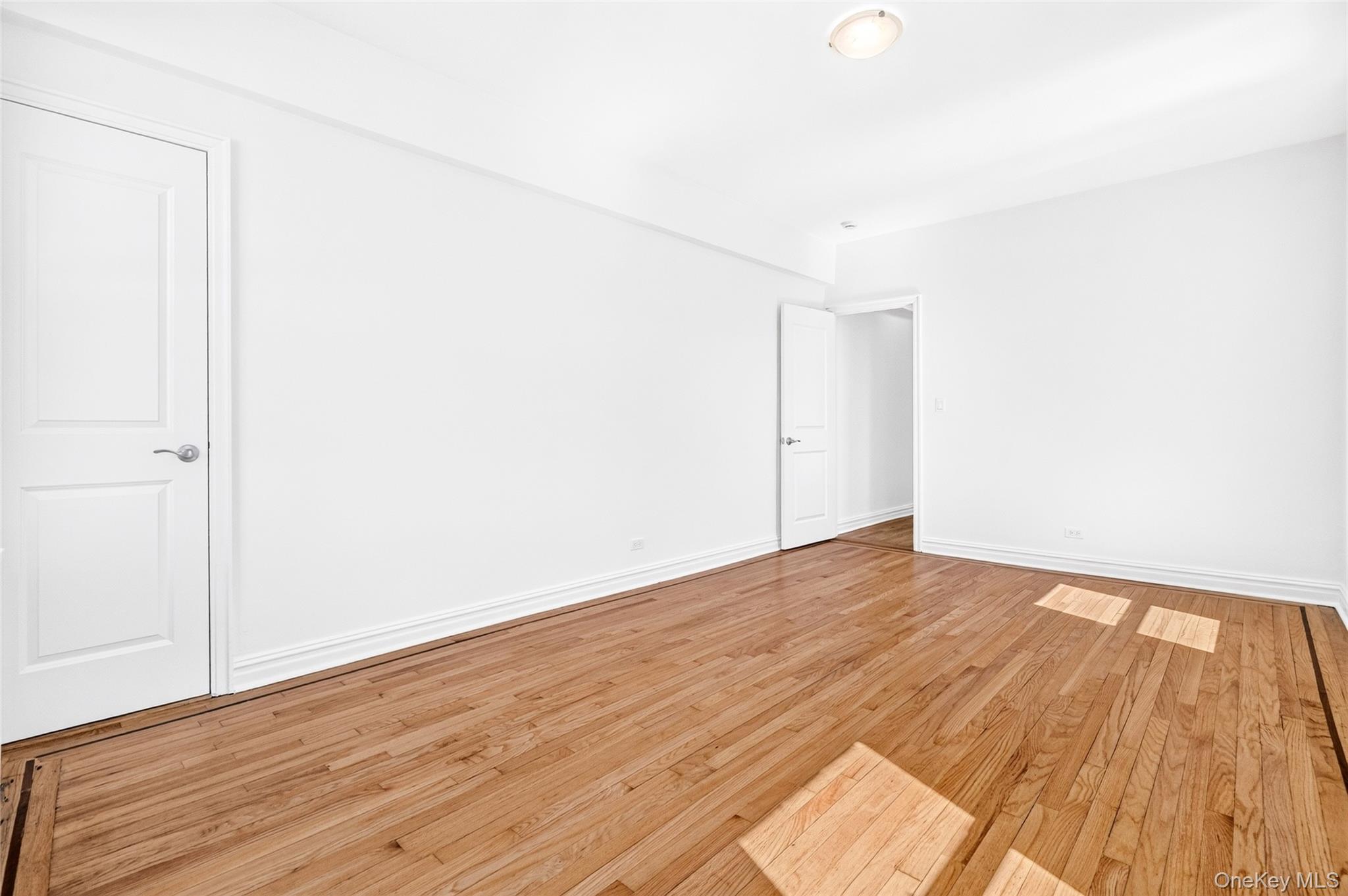 601 Pelham Parkway 618 Property Photo 44