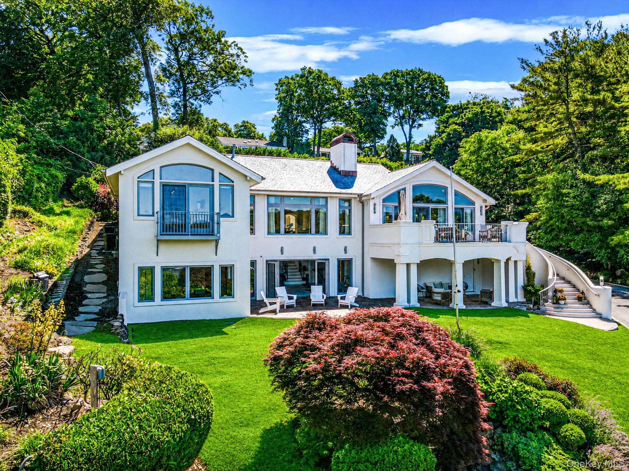 88 E Shore Road Property Photo 1