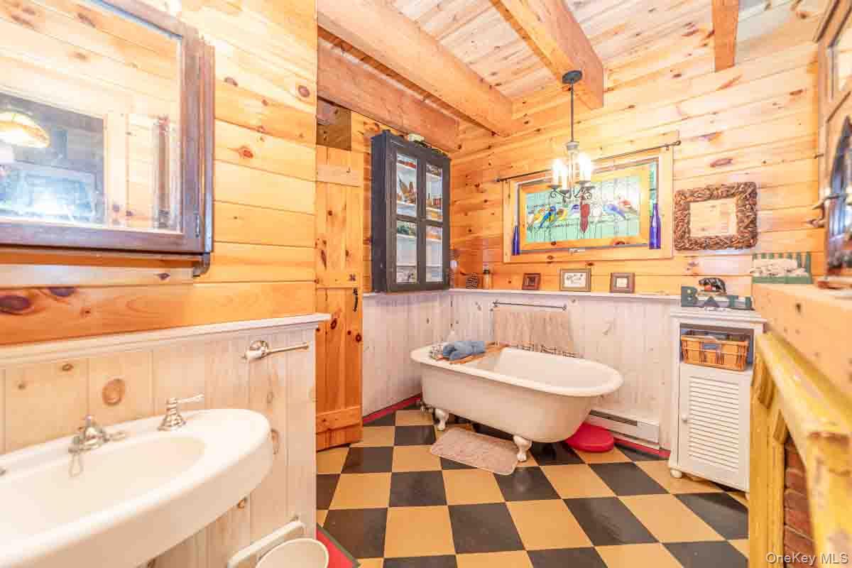 150 Thompsonville Road 20 Property Photo 18