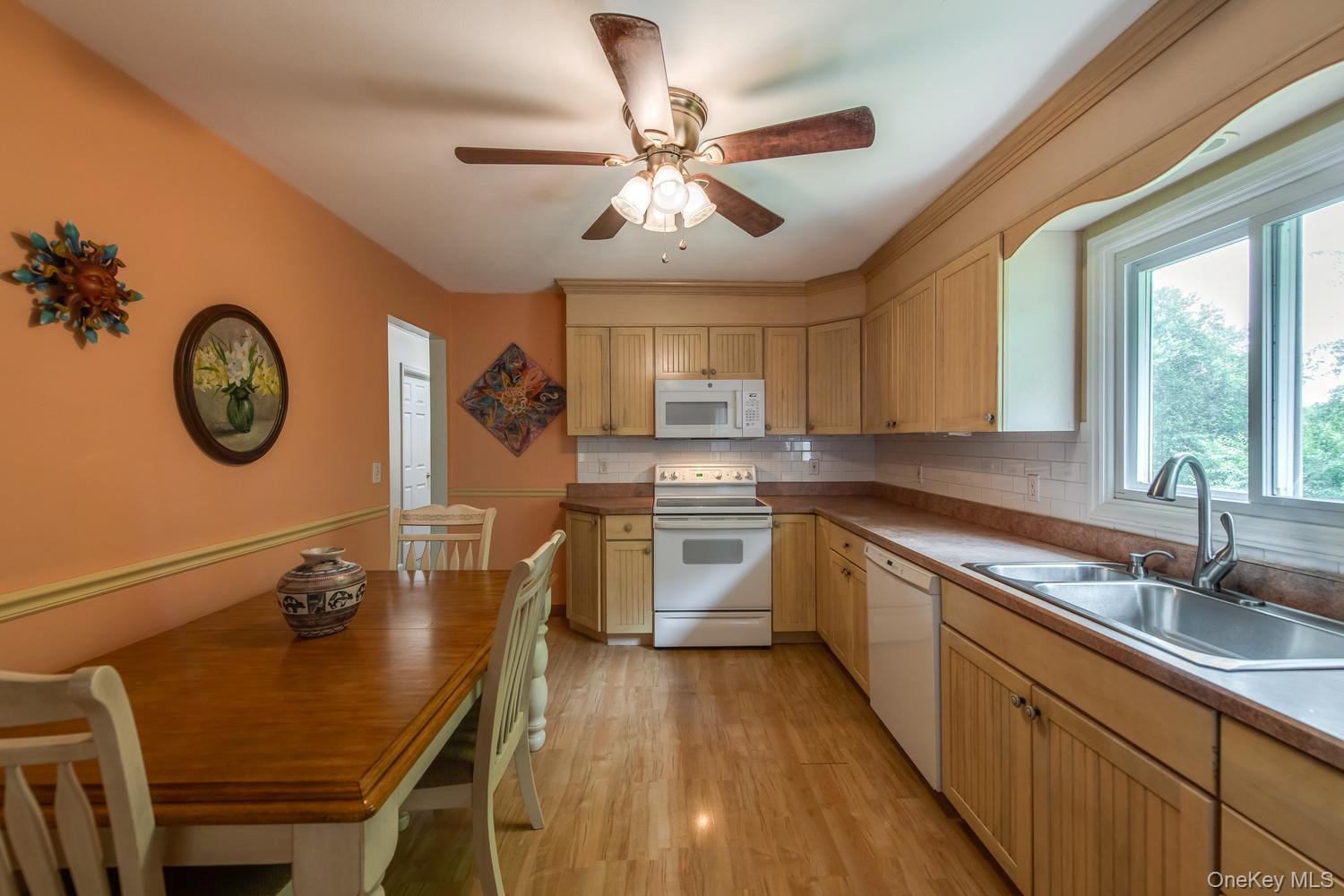 89 Ardmore Drive Property Photo 12