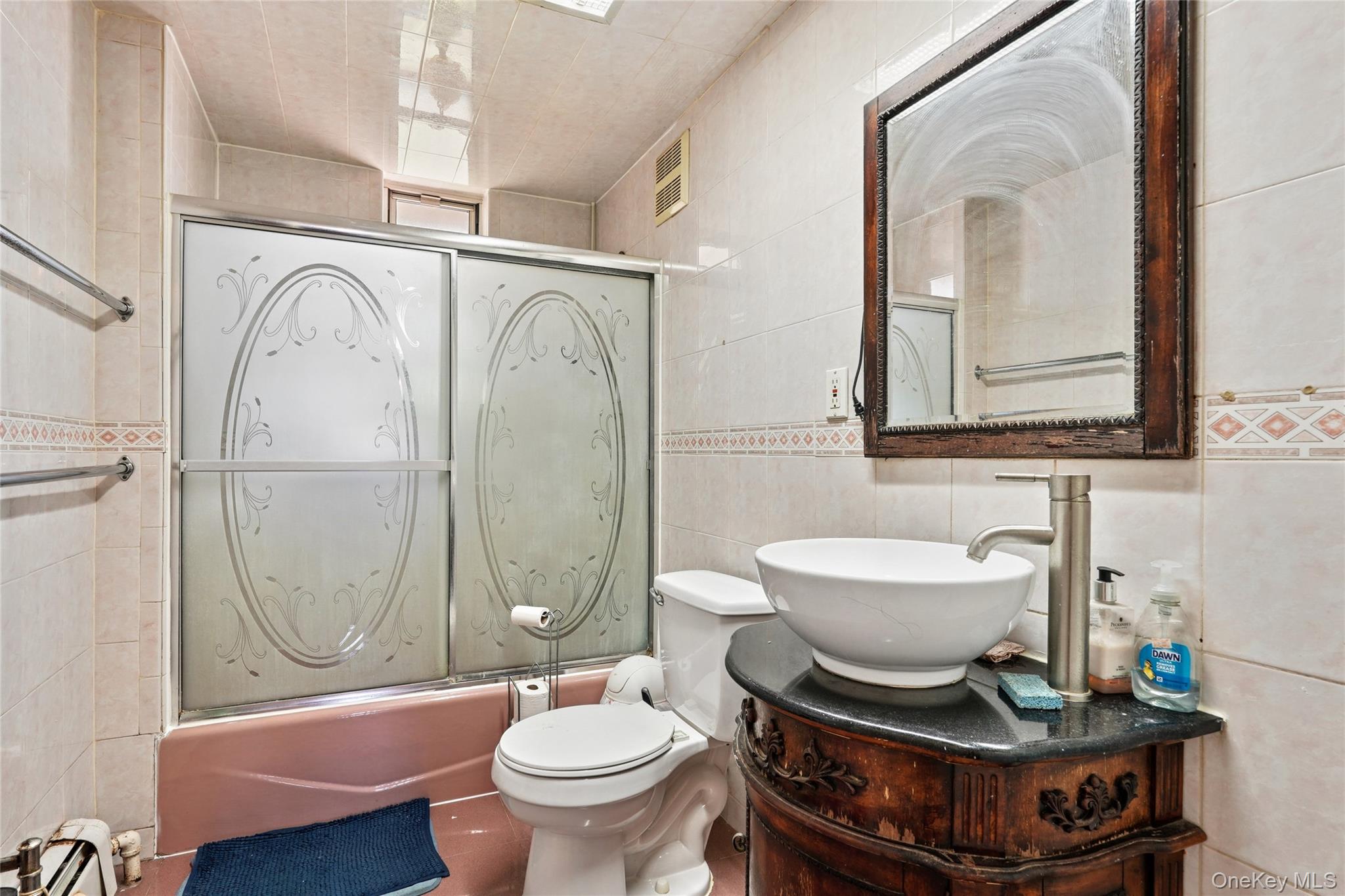 3223 76th Street Property Photo 12