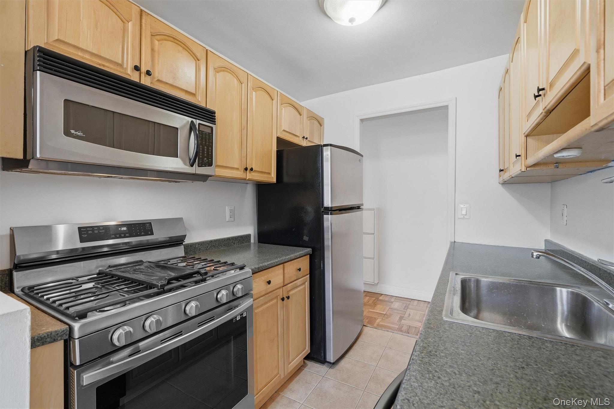 505 Central Avenue 618 Property Photo 13
