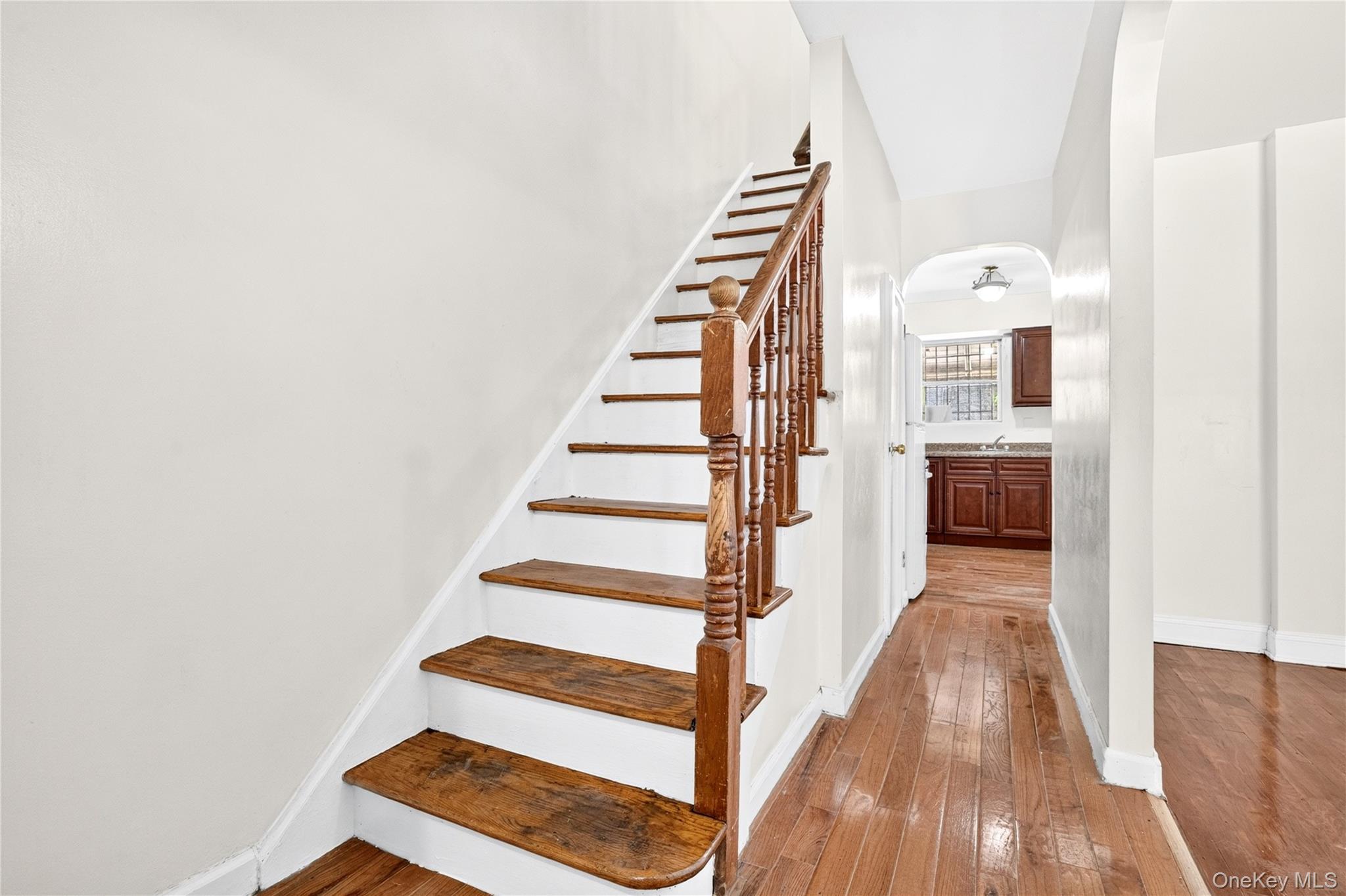 3885 Paulding Avenue Property Photo 16