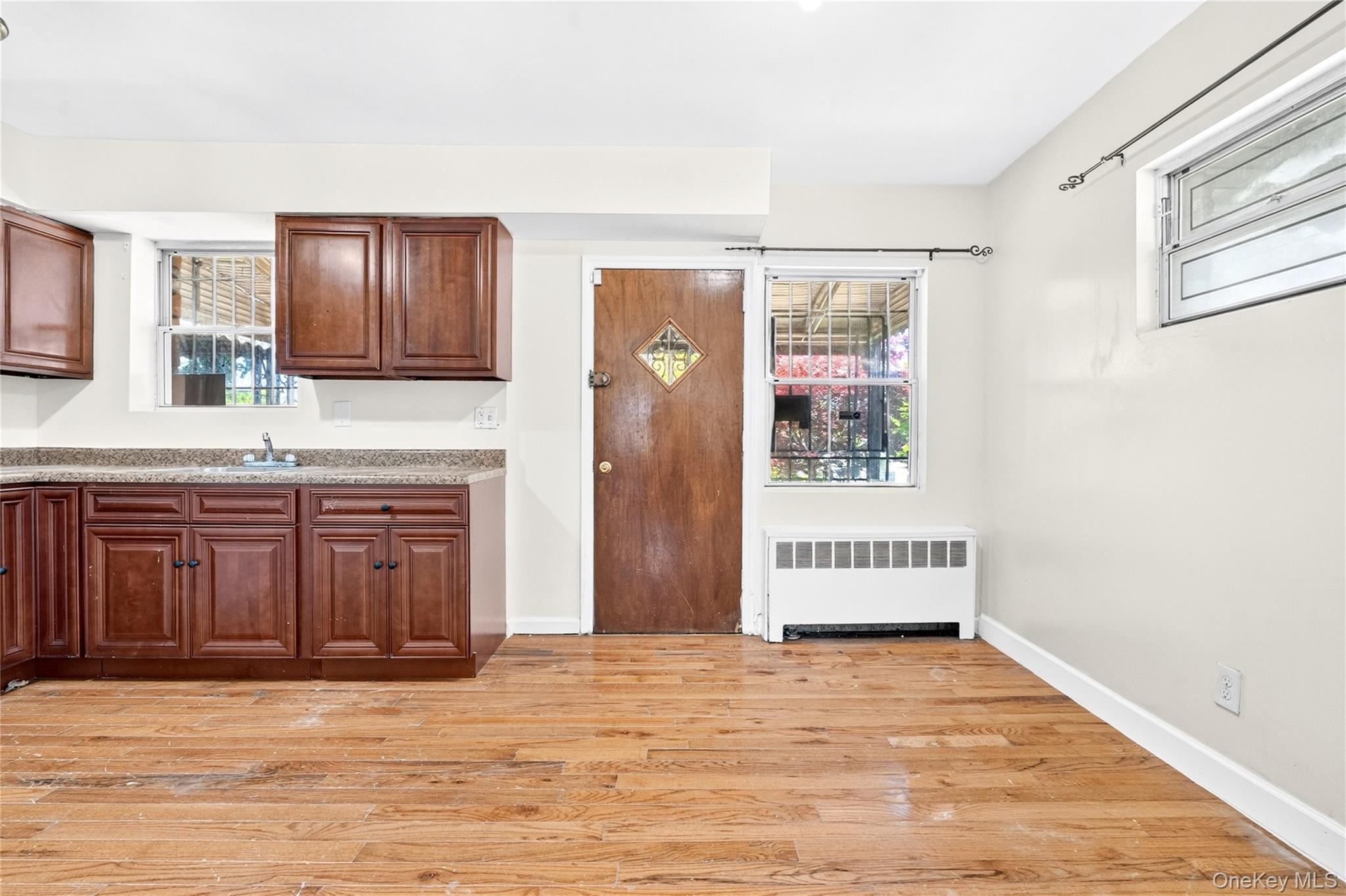3885 Paulding Avenue Property Photo 22