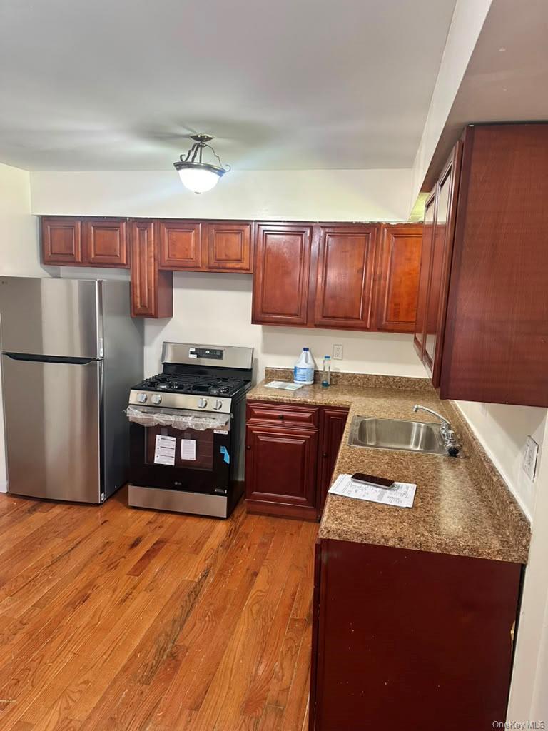 3885 Paulding Avenue Property Photo 28