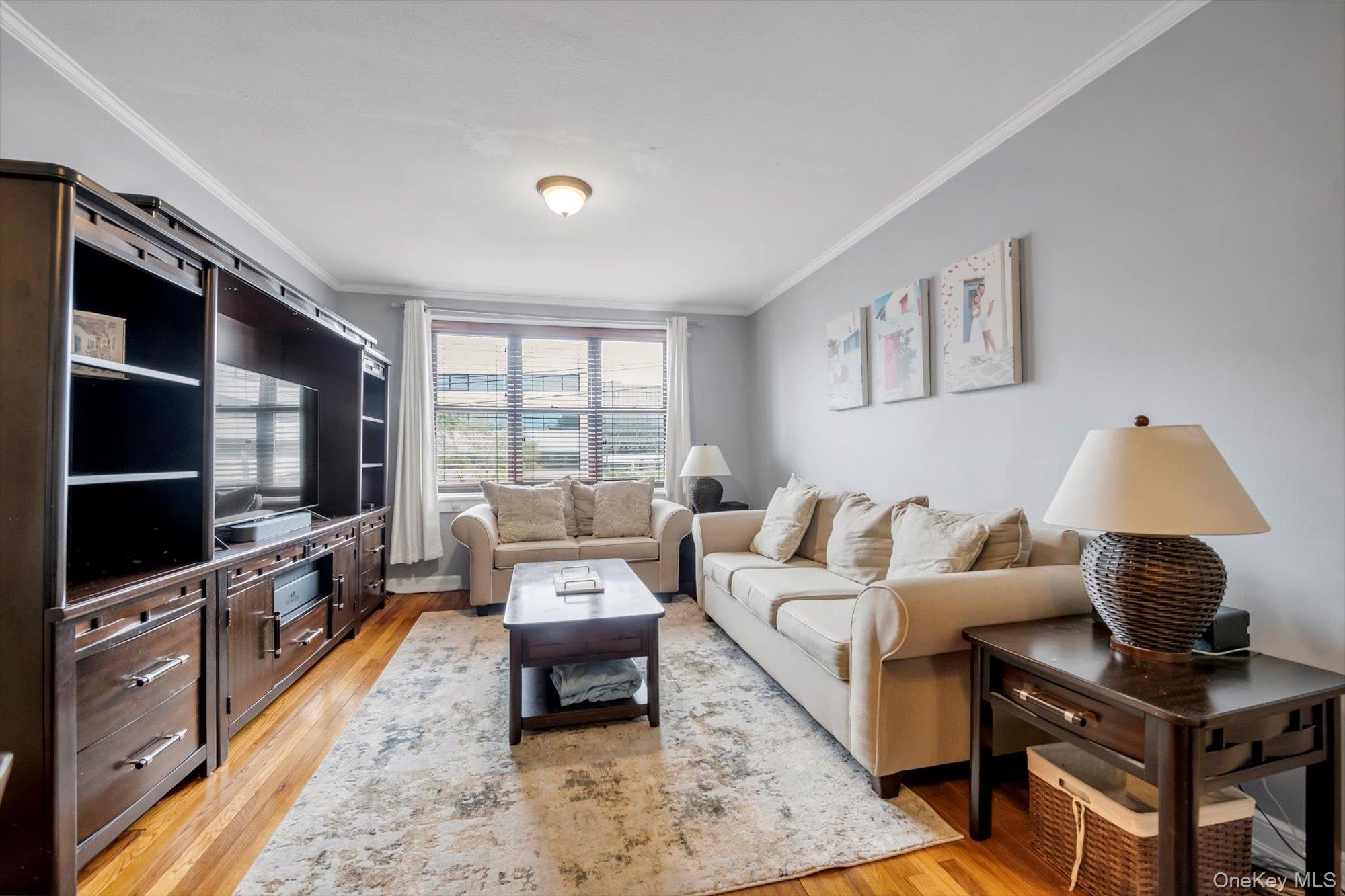 1 Town House Place 2e Property Photo 4