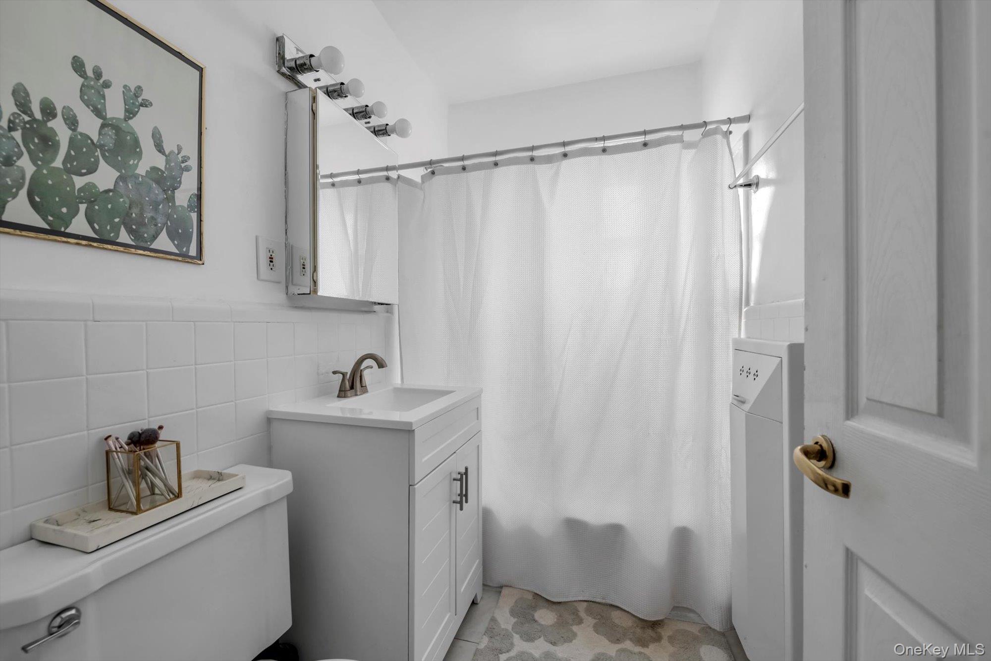 1 Town House Place 2e Property Photo 11