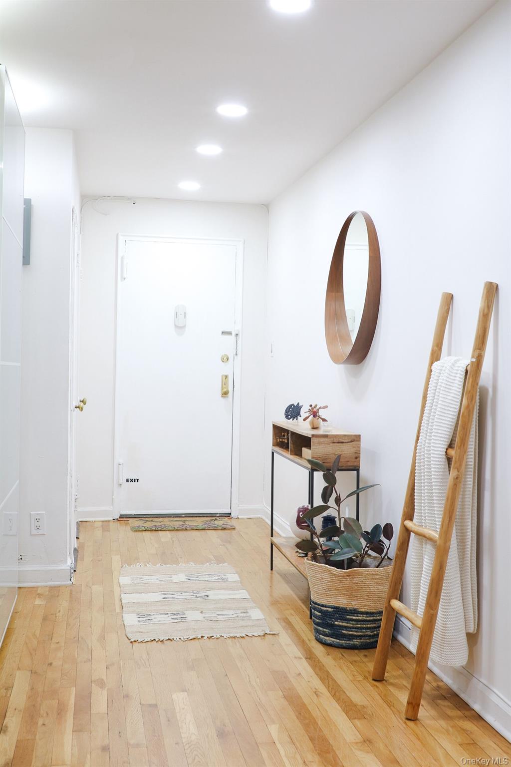 510 Dubois Avenue 6a Property Photo 6