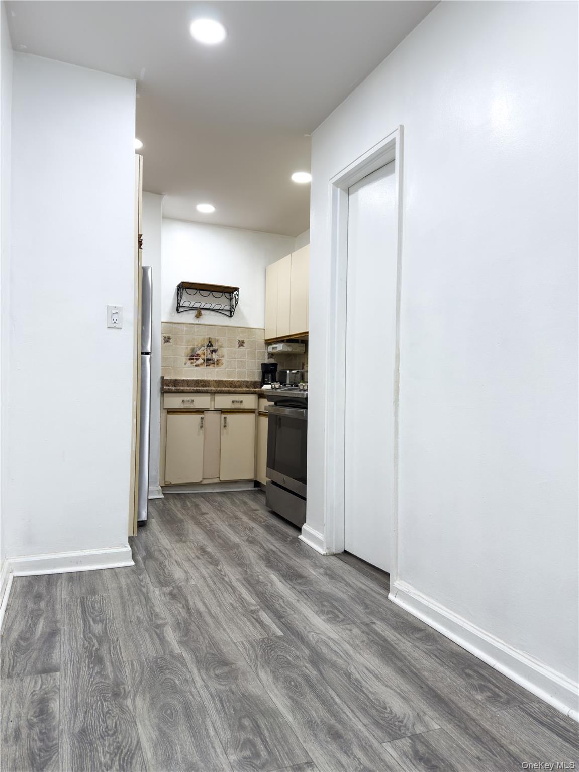 510 Dubois Avenue 6a Property Photo 18
