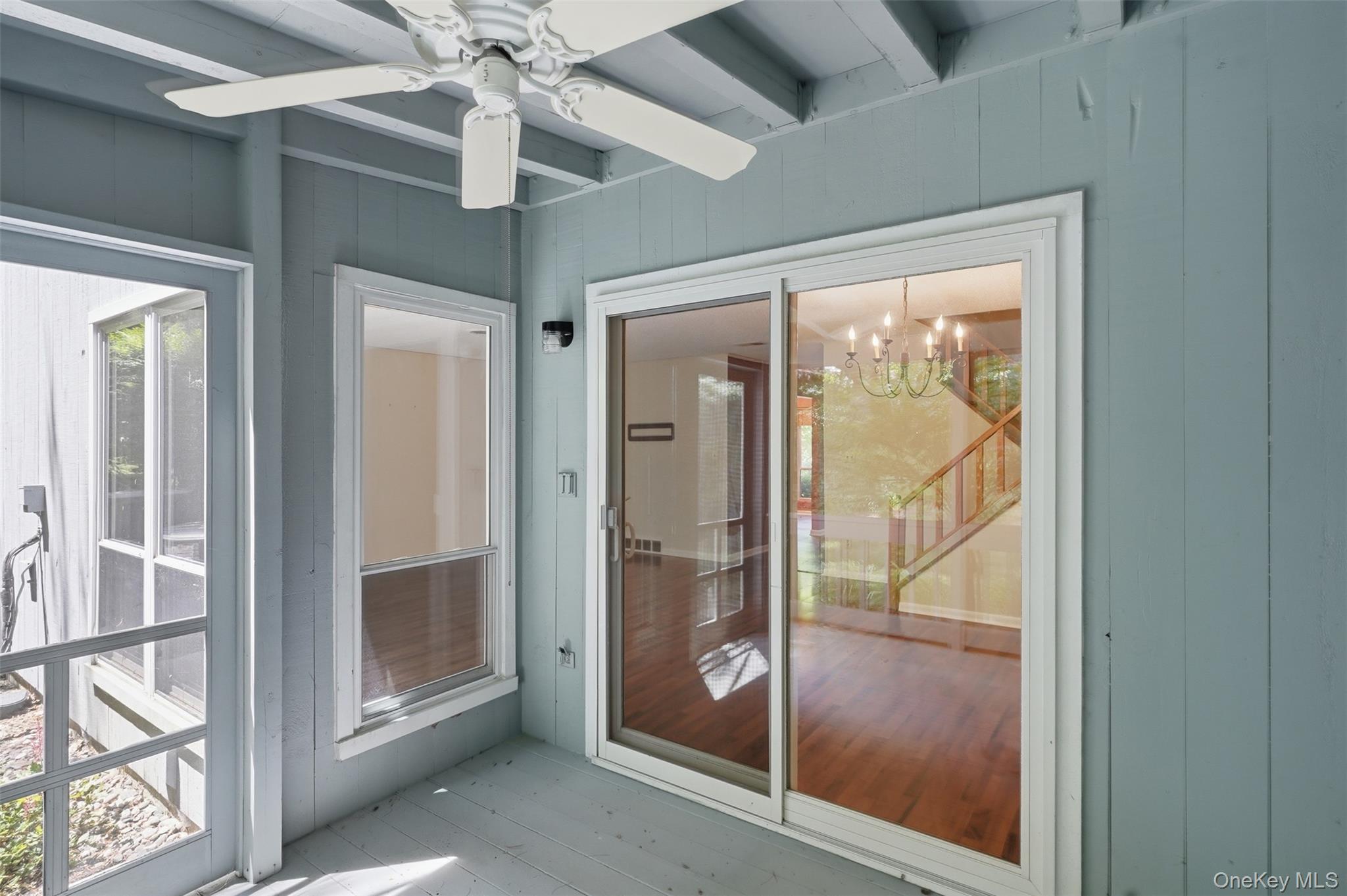 28 E Knoll Property Photo 12