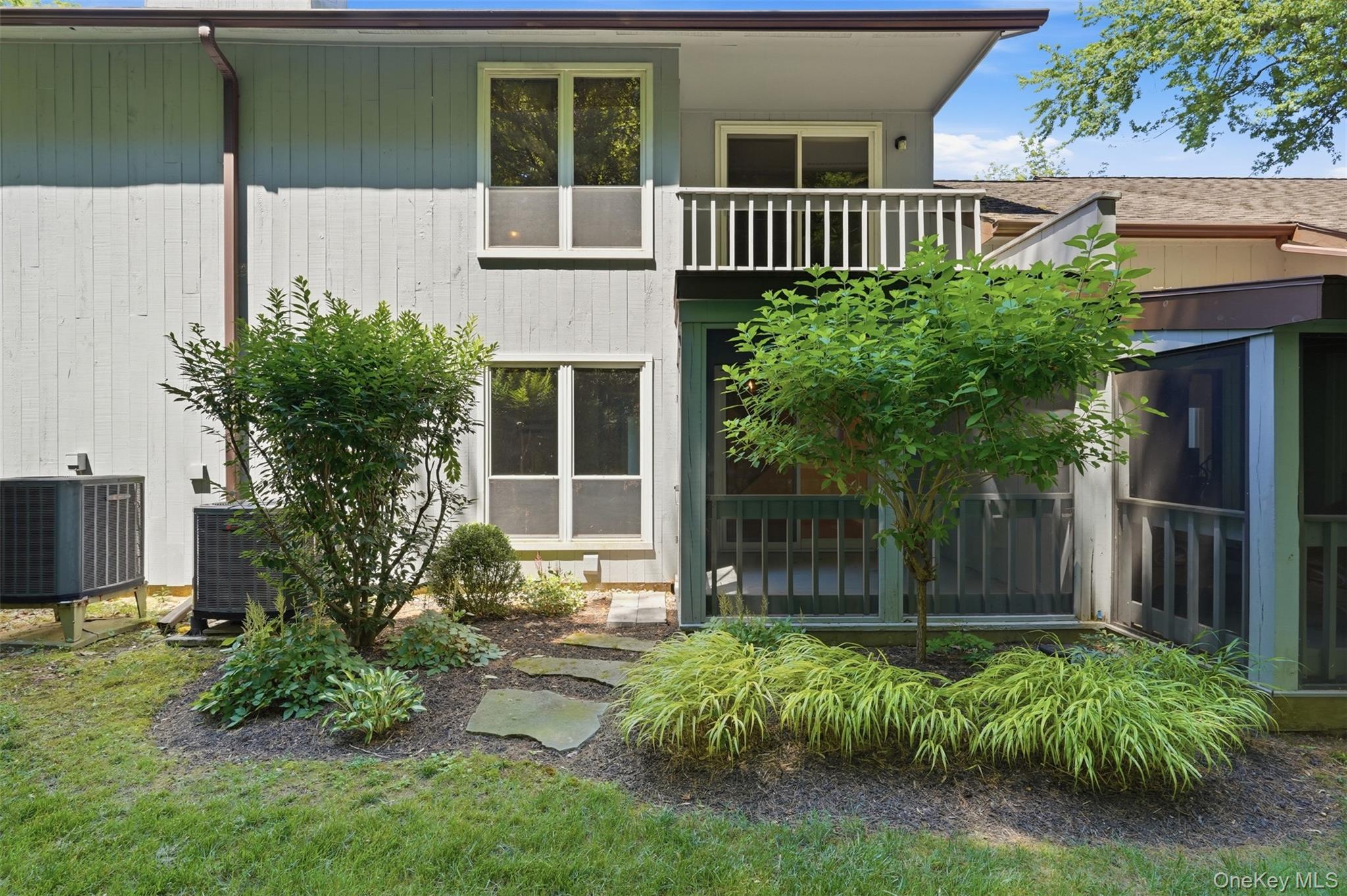 28 E Knoll Property Photo 14