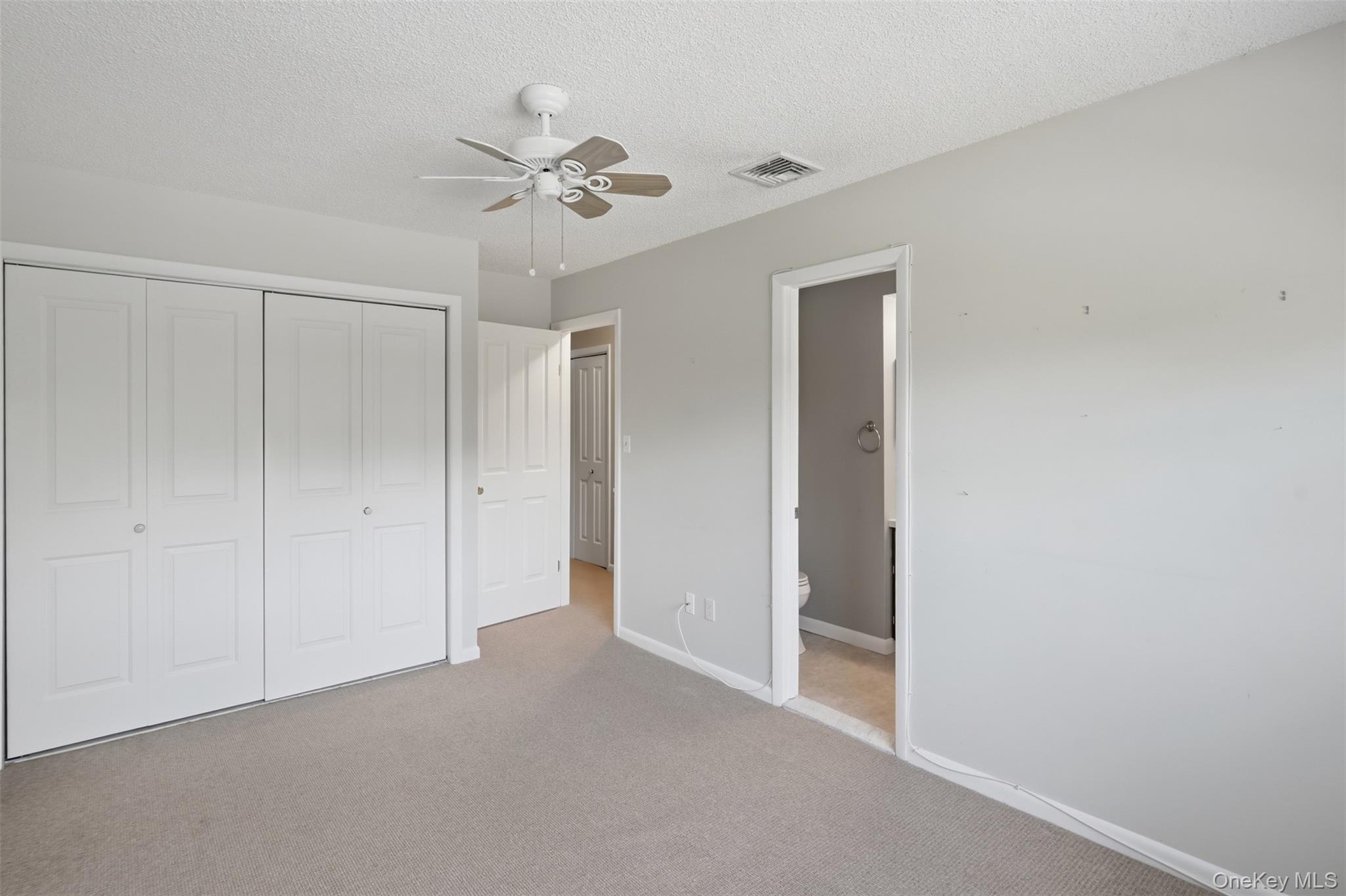 28 E Knoll Property Photo 26