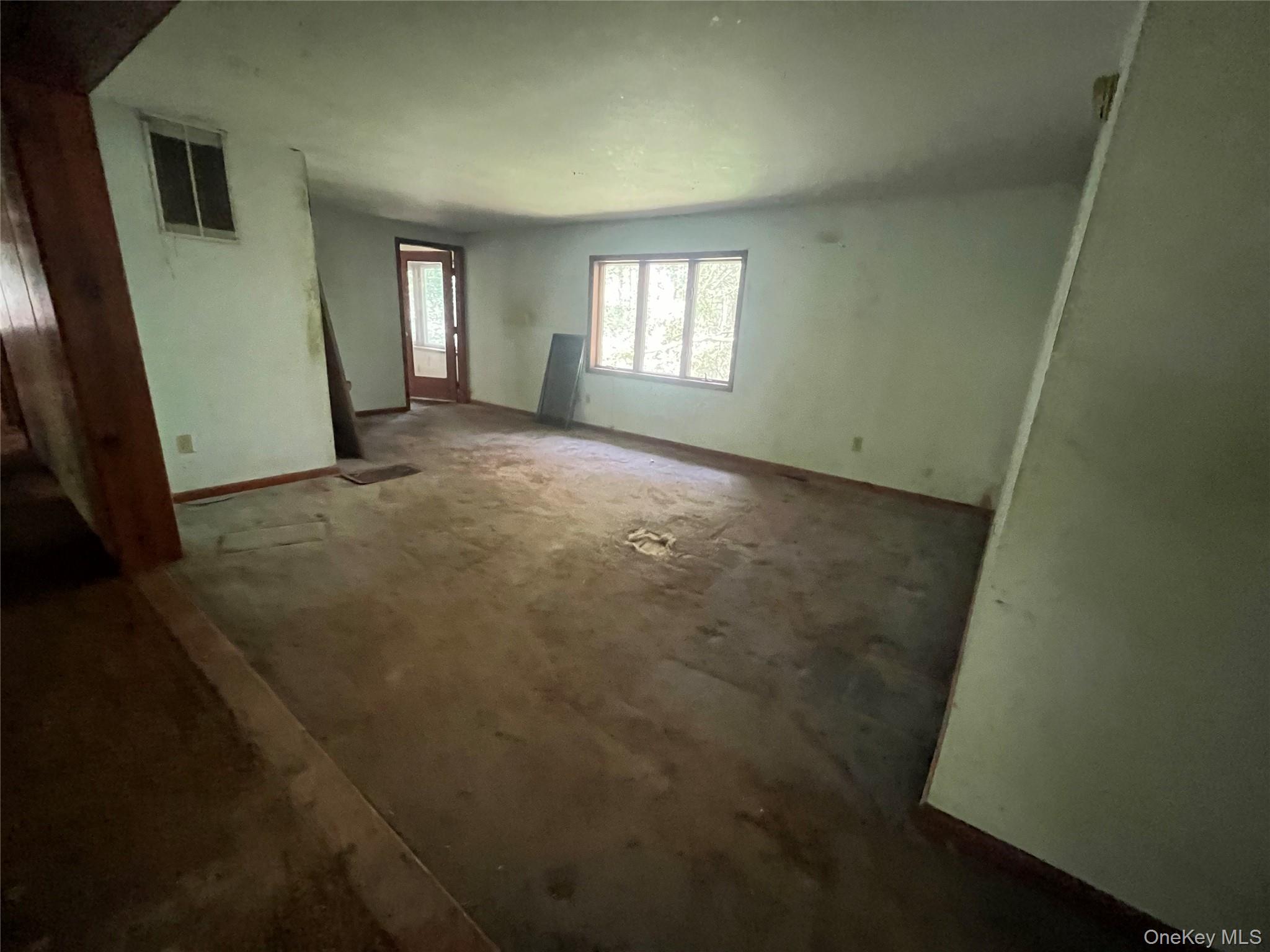 1145 Glasco Turnpike Property Photo 15