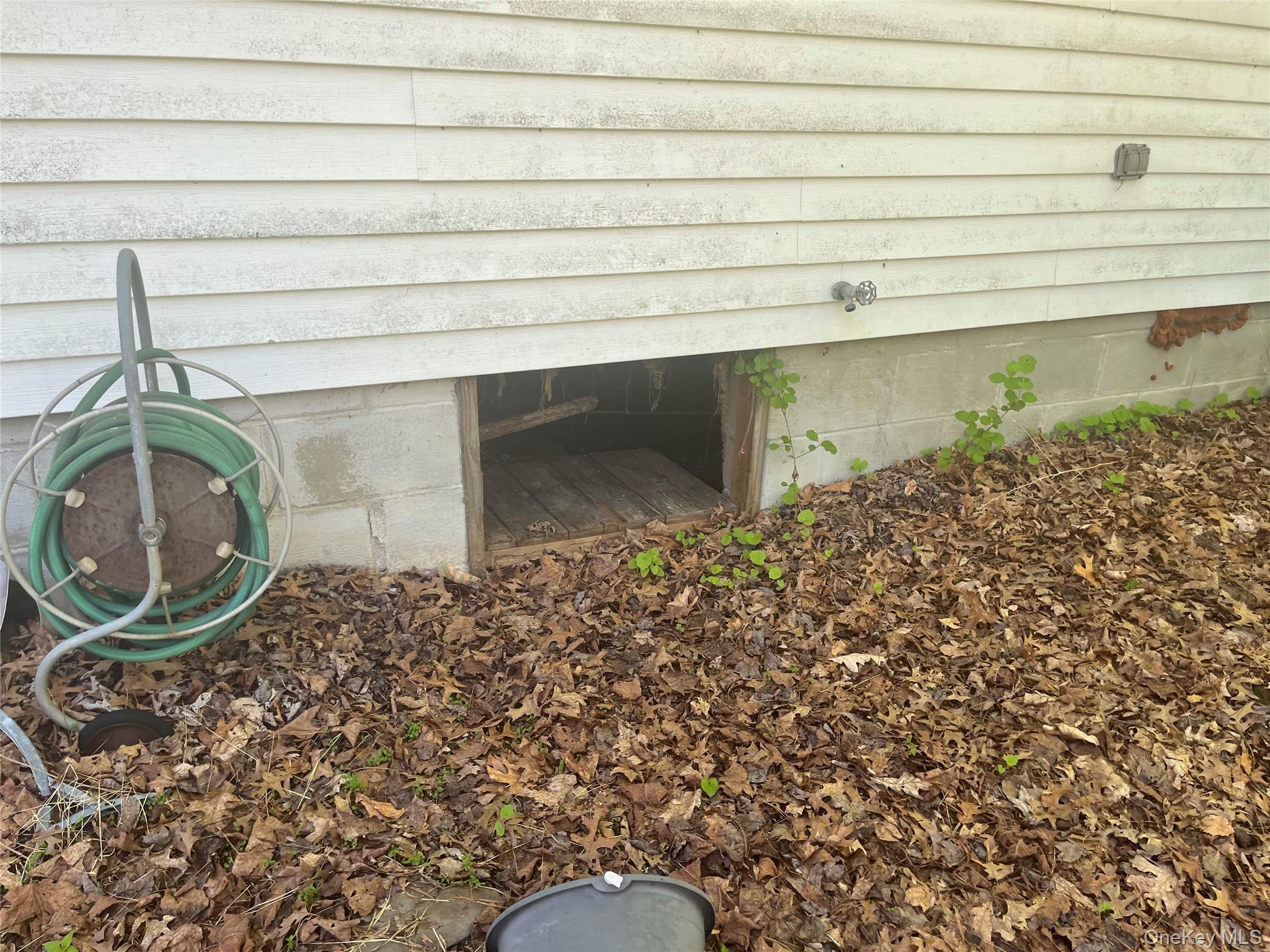 1145 Glasco Turnpike Property Photo 34