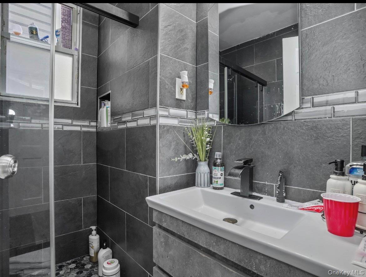 10455 39th Avenue Property Photo 12