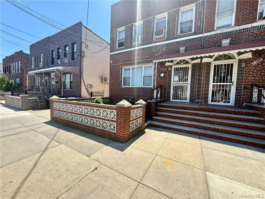 2510 85th Street Property Photo 3