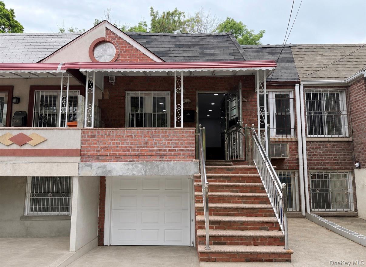 155-17 65 Avenue Property Photo 1