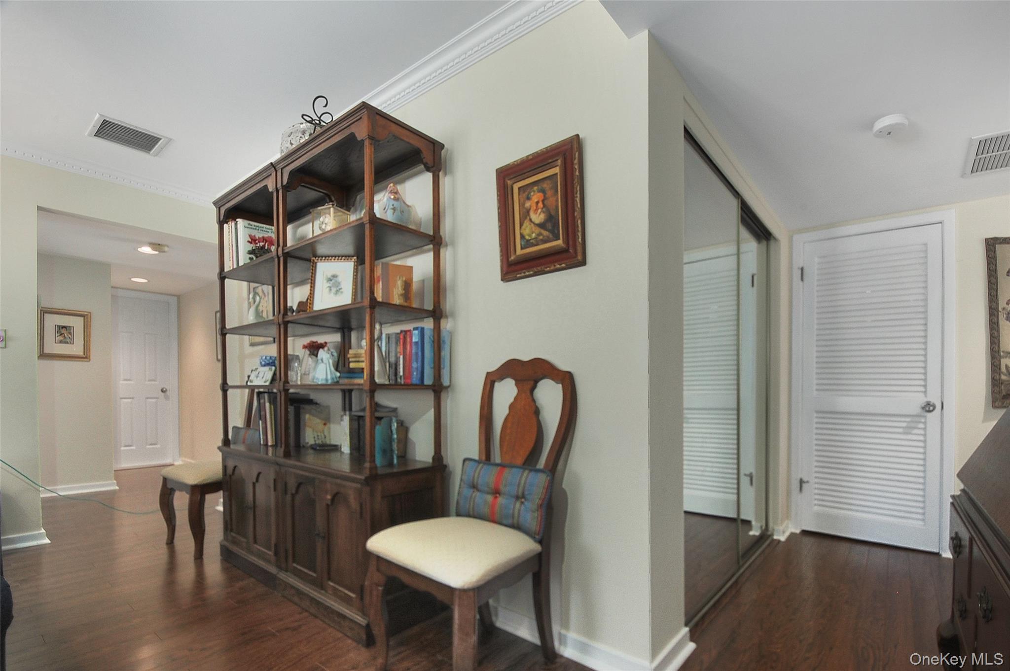 407 Arlin Road 407 Property Photo 6