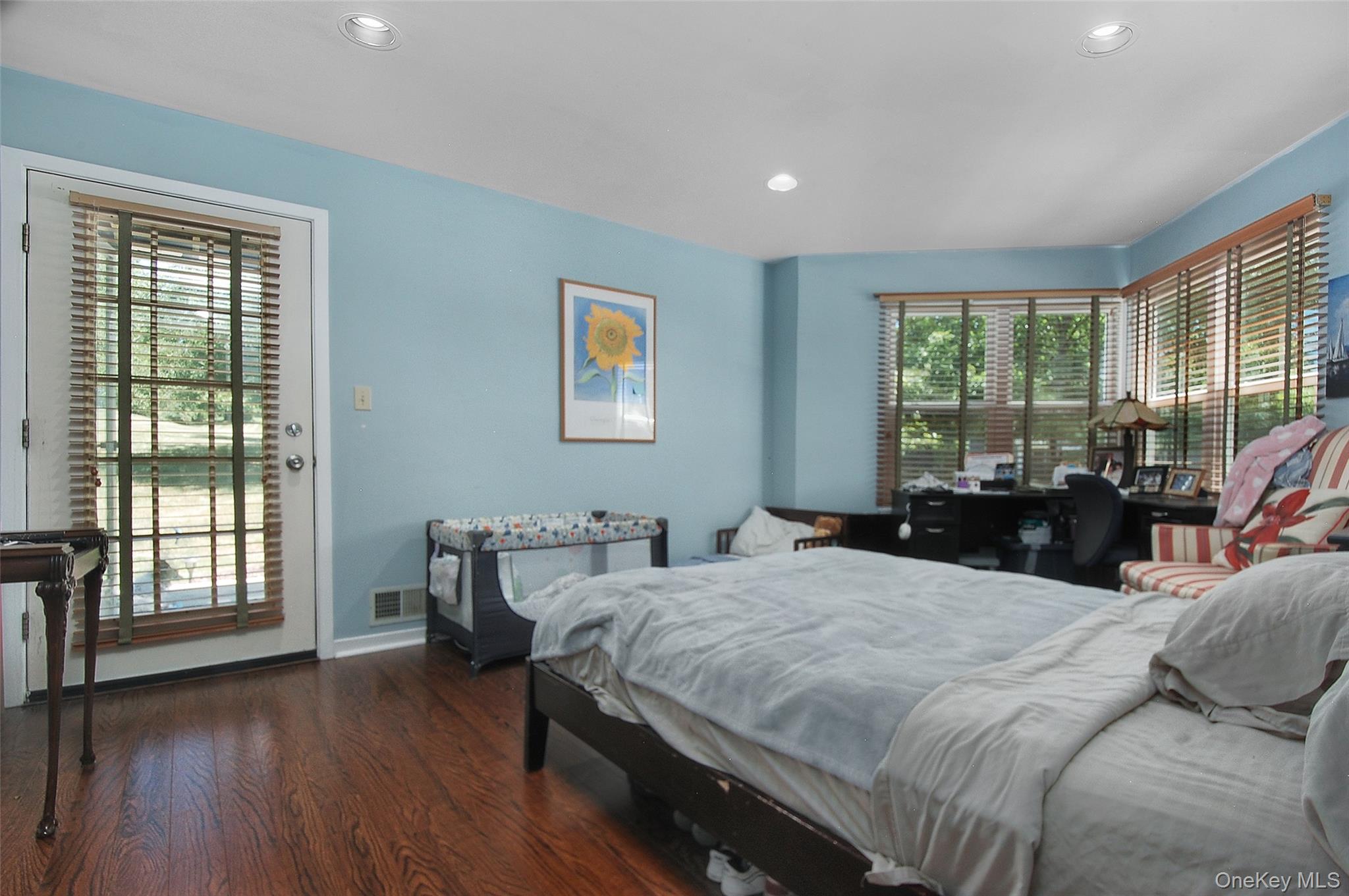 407 Arlin Road 407 Property Photo 26