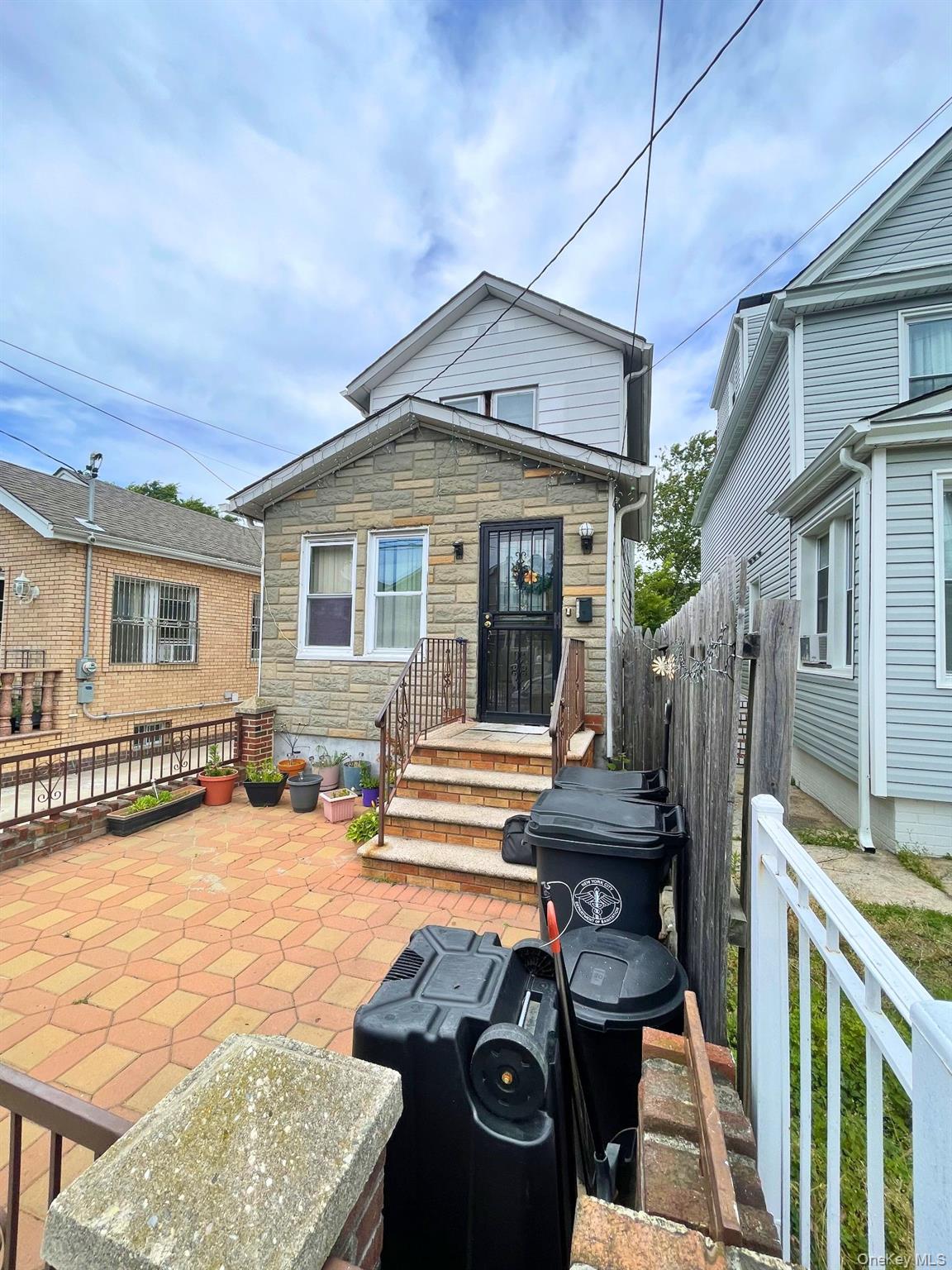 14611 123rd Avenue Property Photo 2