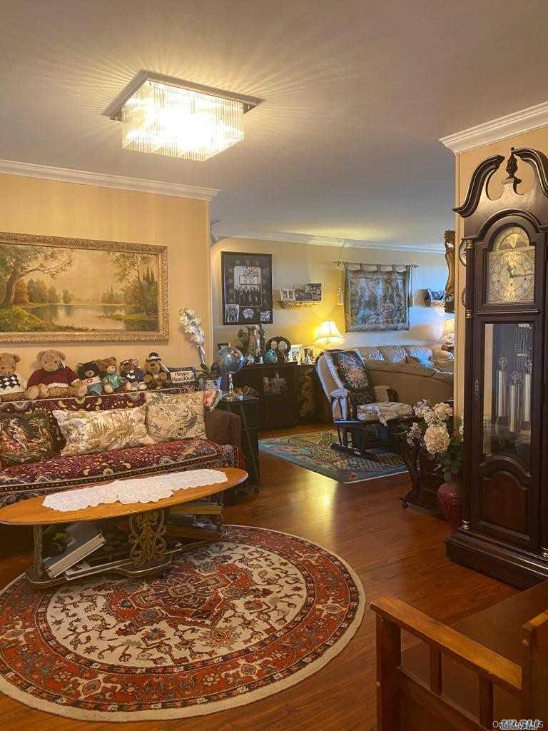 61-20 Grand Central Parkway C 705 Property Photo 10